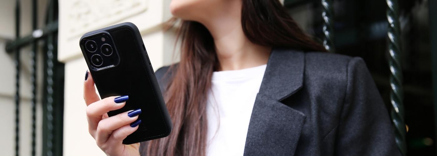 Bouletta Apple iPhone 13 Leather Cases