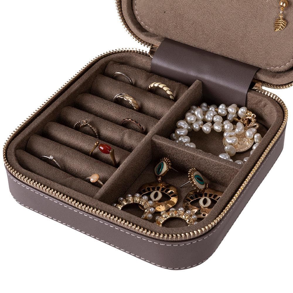 Amanda Leather Jewelry Box, Large Bouletta