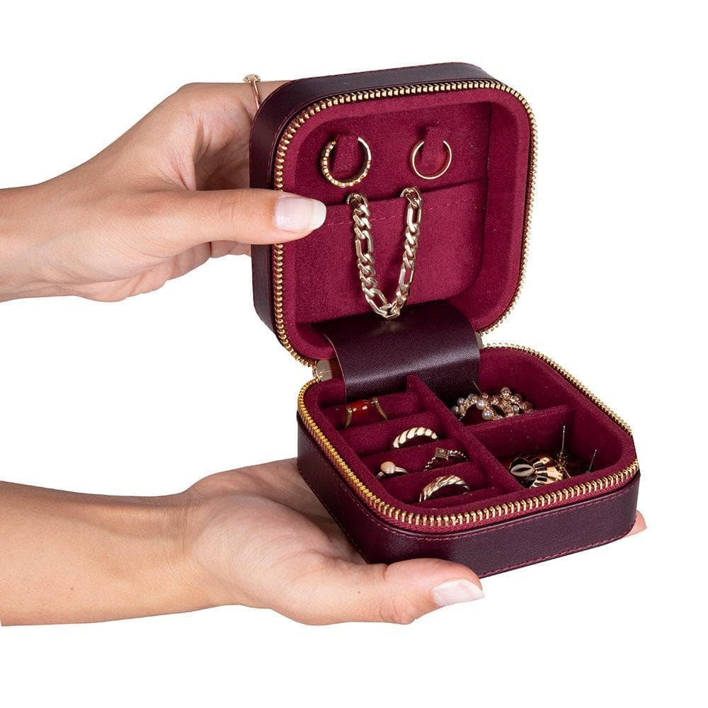 Amanda Leather Jewelry Box, Medium Bouletta