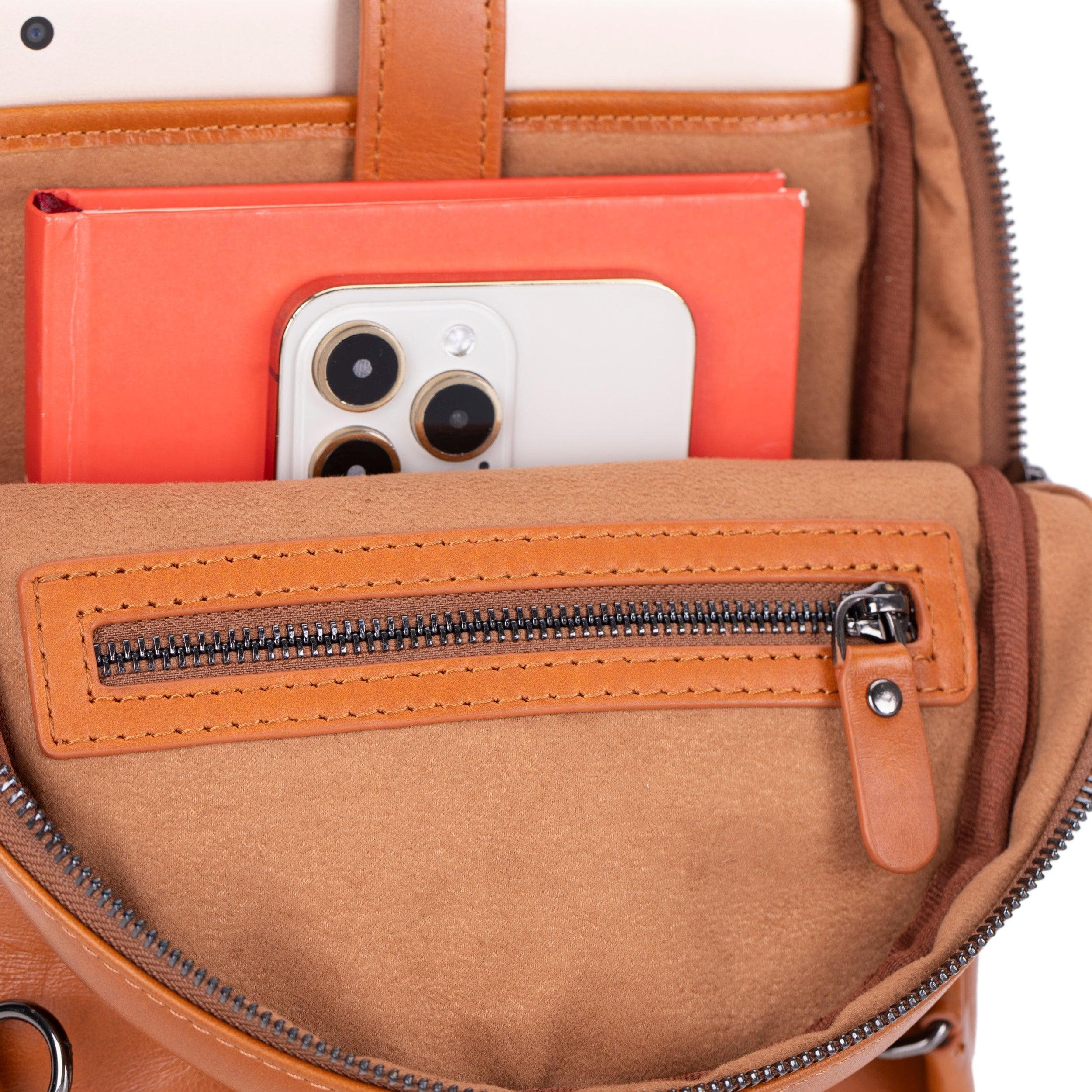 Blake Leather Crossbody Bag Bouletta