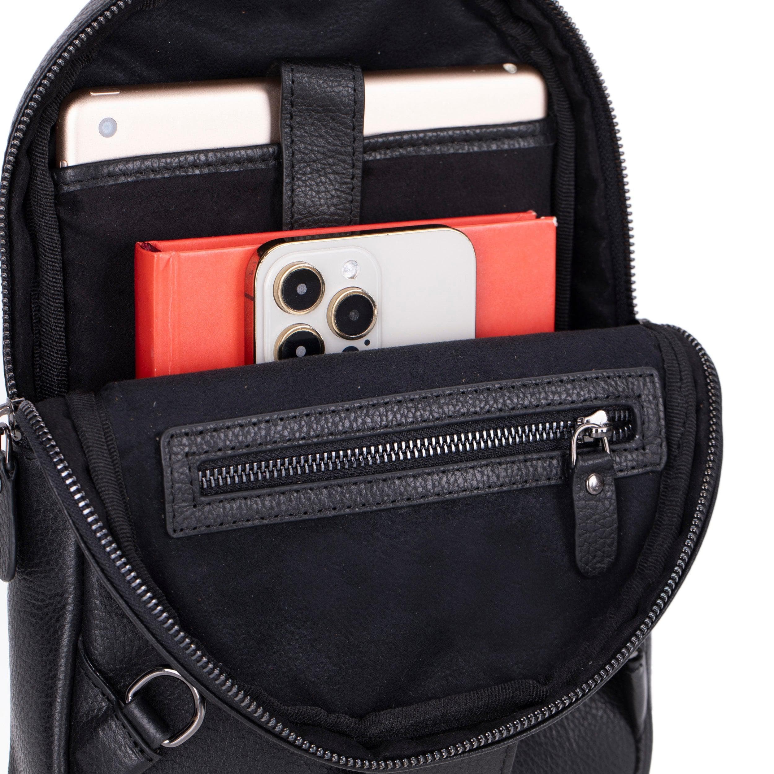 Blake Leather Crossbody Bag Bouletta