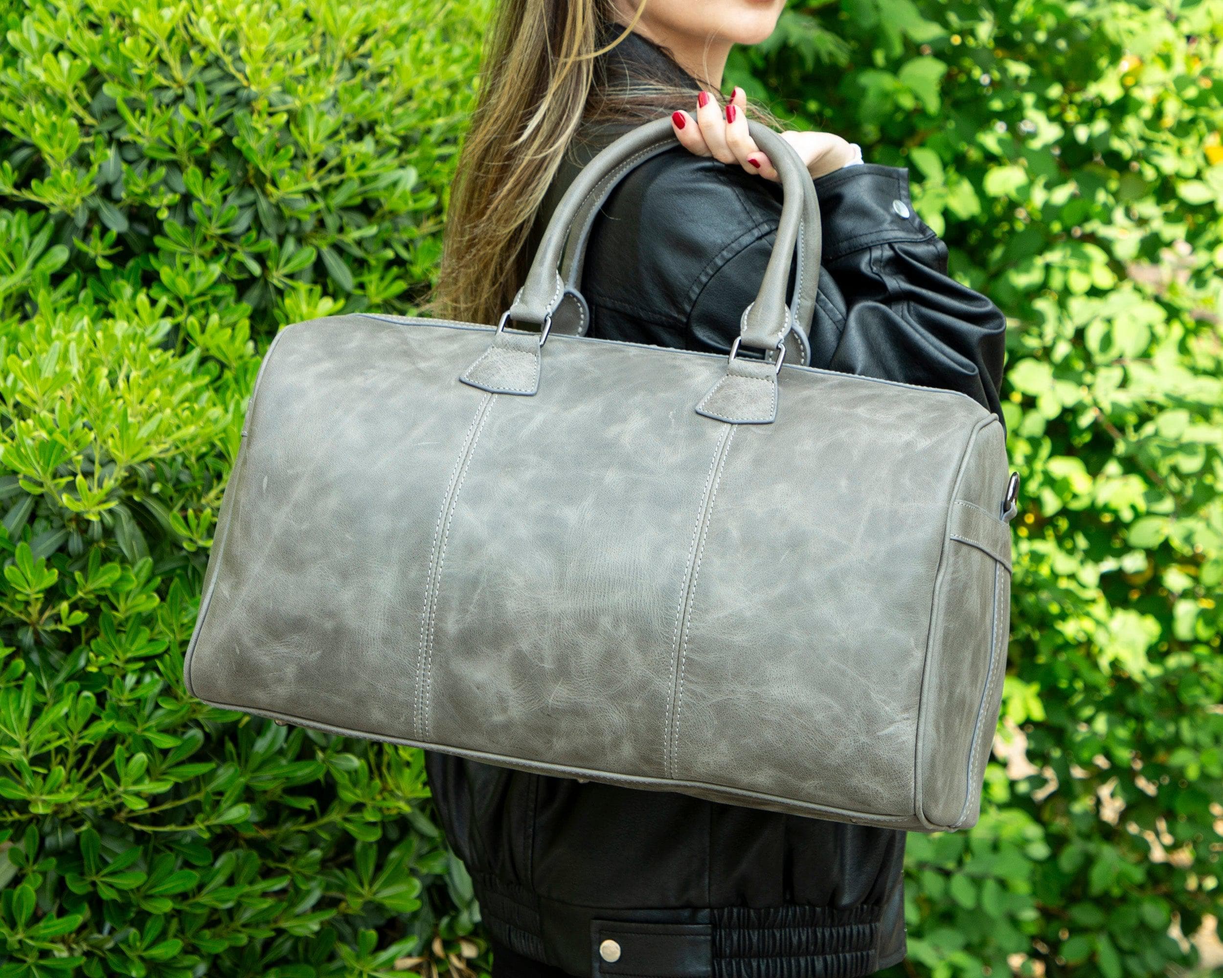 Dolly Leather Weekend Duffle Bag Bouletta