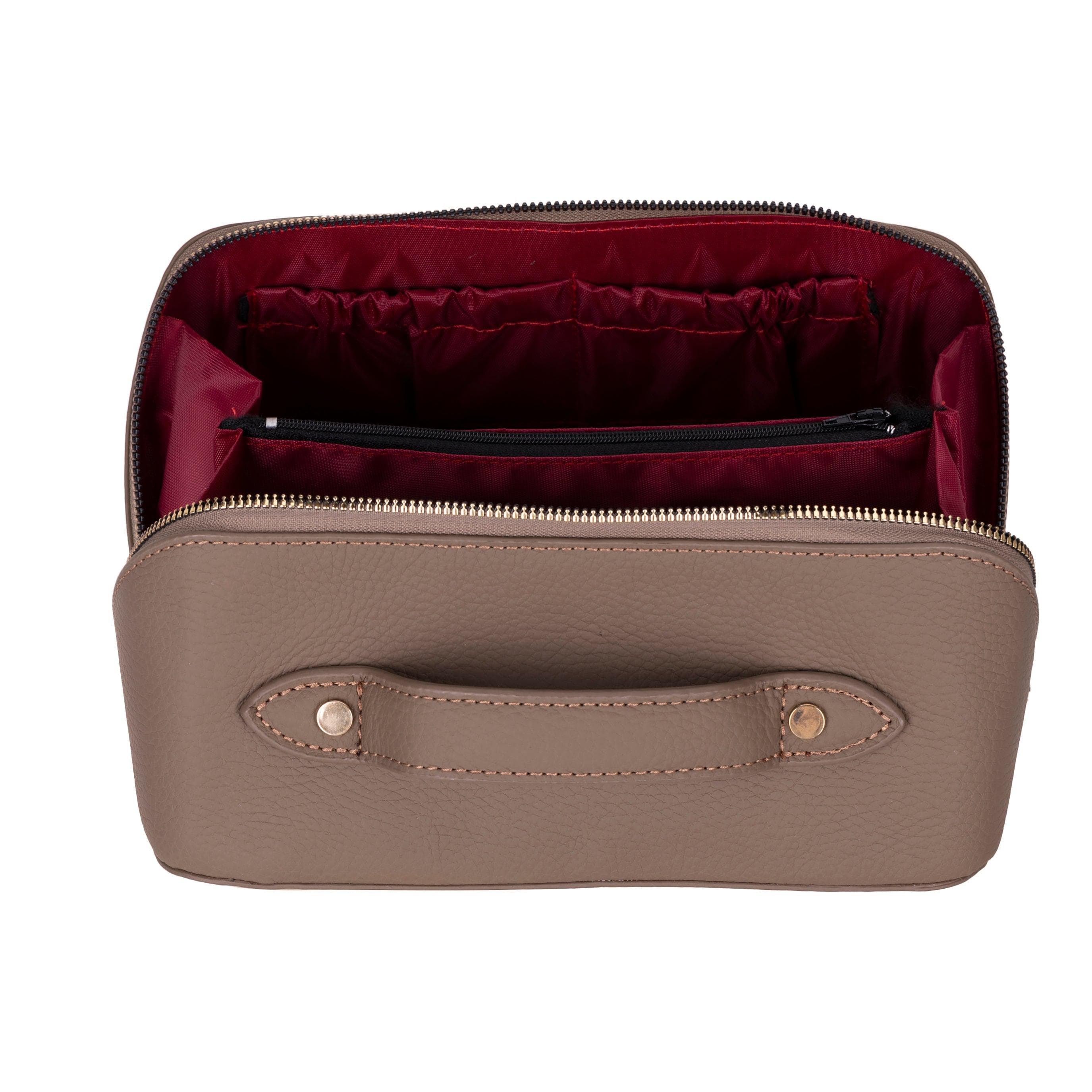 Ella Genuine Leather Dopp Kit Bouletta