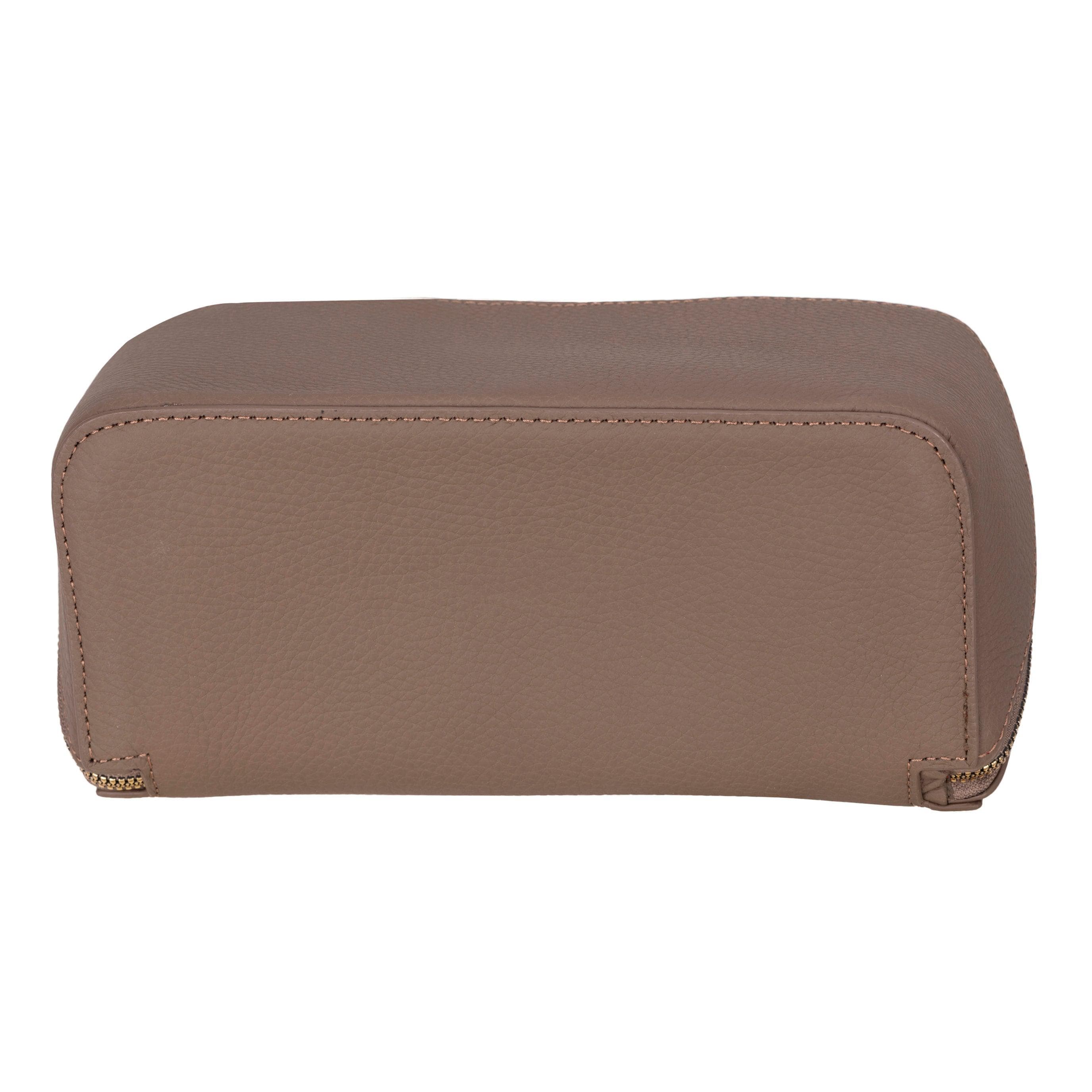 Ella Genuine Leather Dopp Kit Bouletta