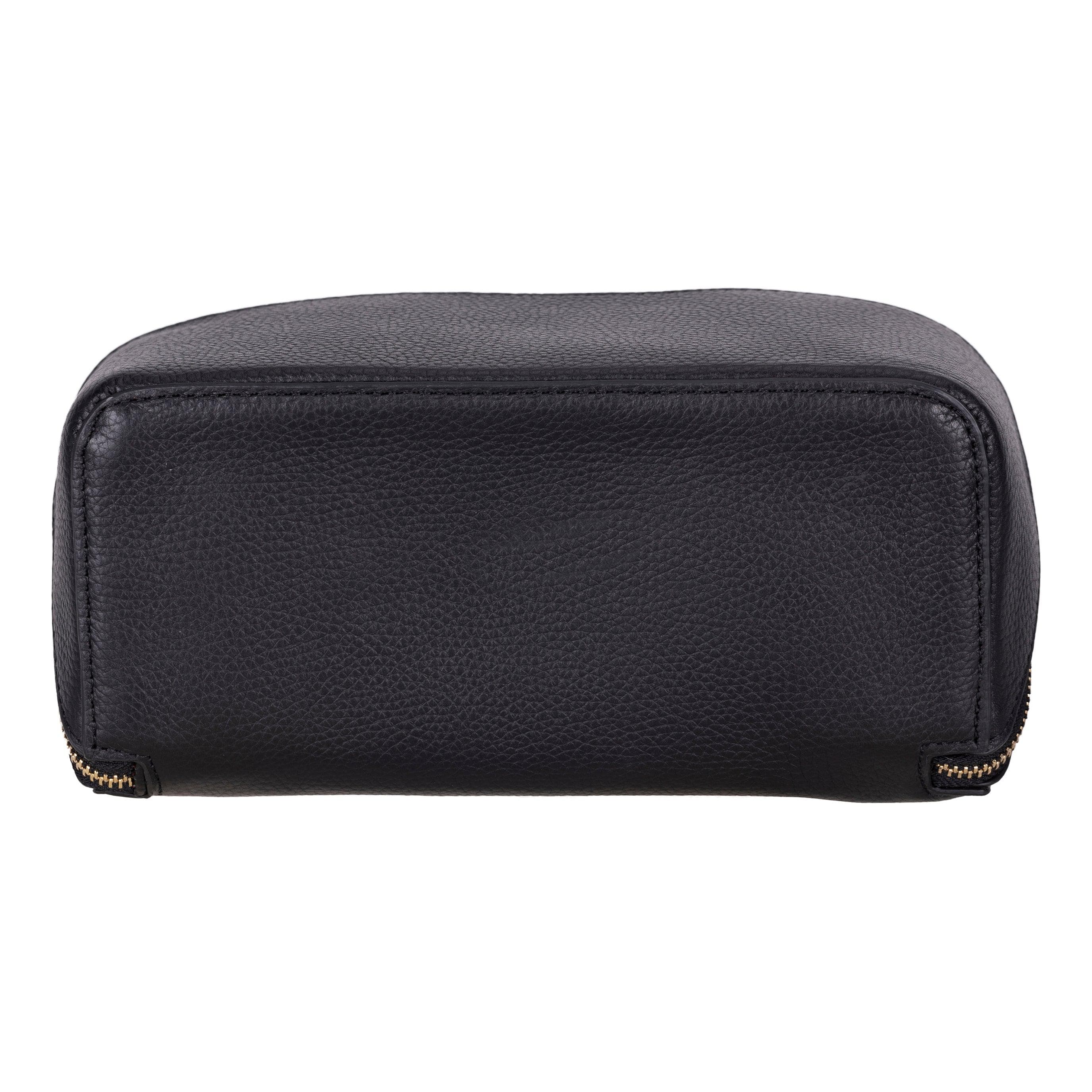 Ella Genuine Leather Dopp Kit Bouletta
