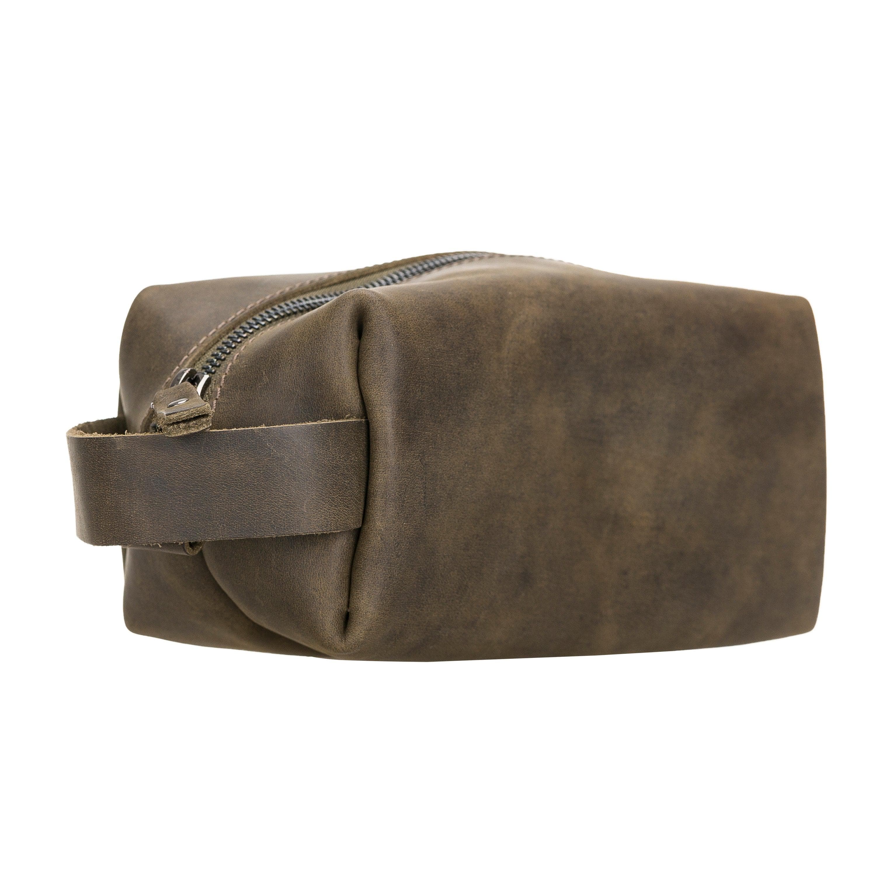 Eve Leather Dopp Kit, Medium Bouletta
