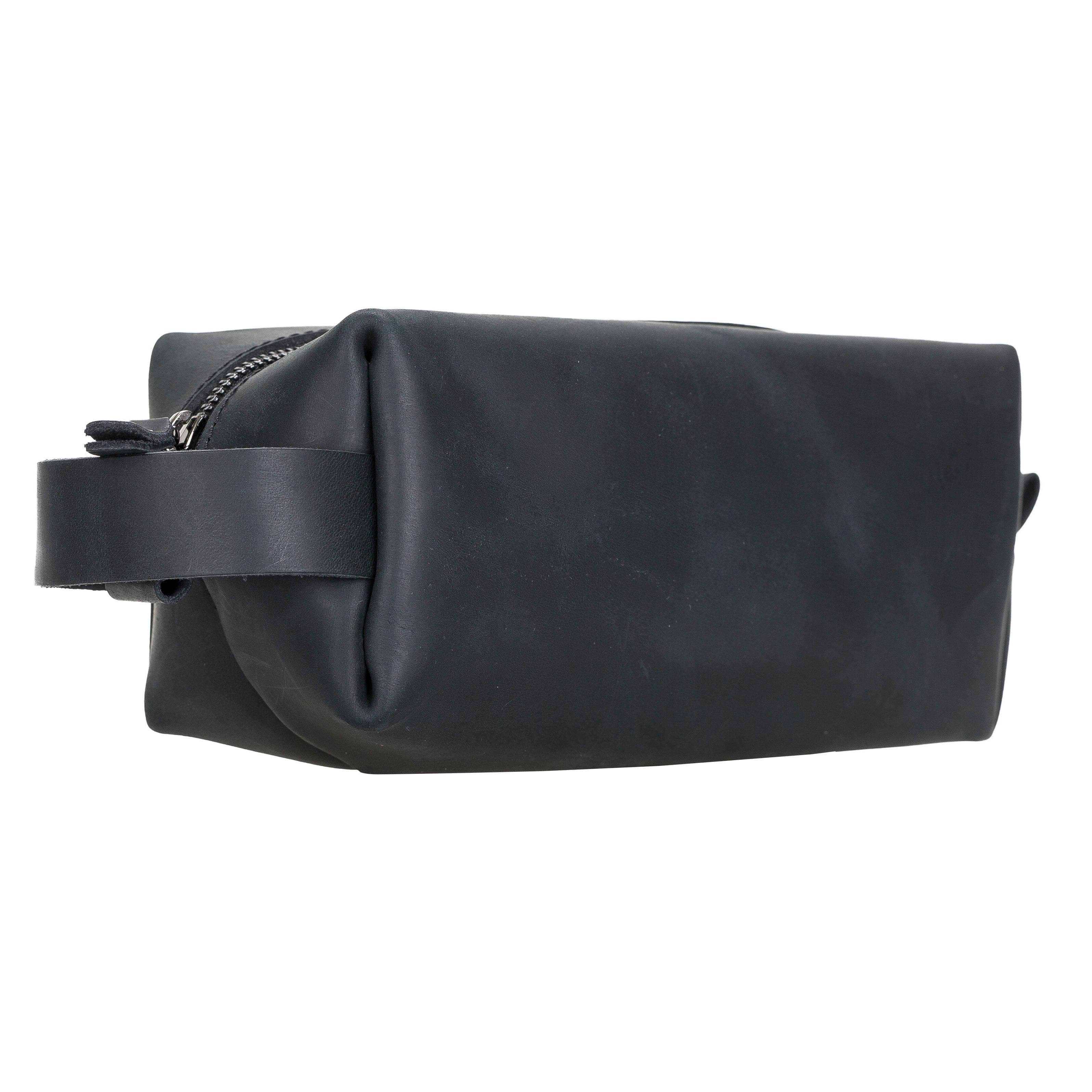 Eve Leather Dopp Kit, Medium Bouletta