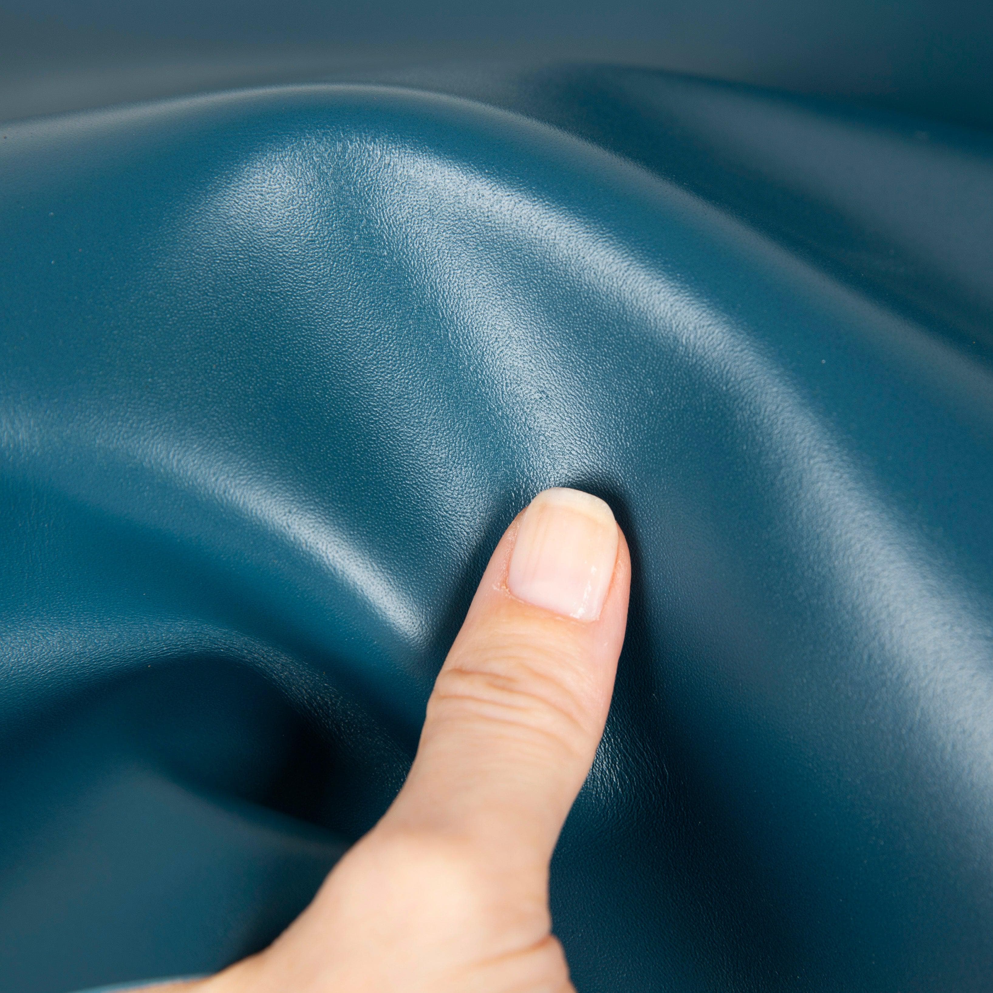 Flex Cover Leather iPhone 17 Pro Case with Card Holder Bouletta