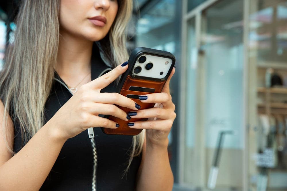 Flex Cover Leather iPhone 17 Pro Max Case with Card Holder Bouletta