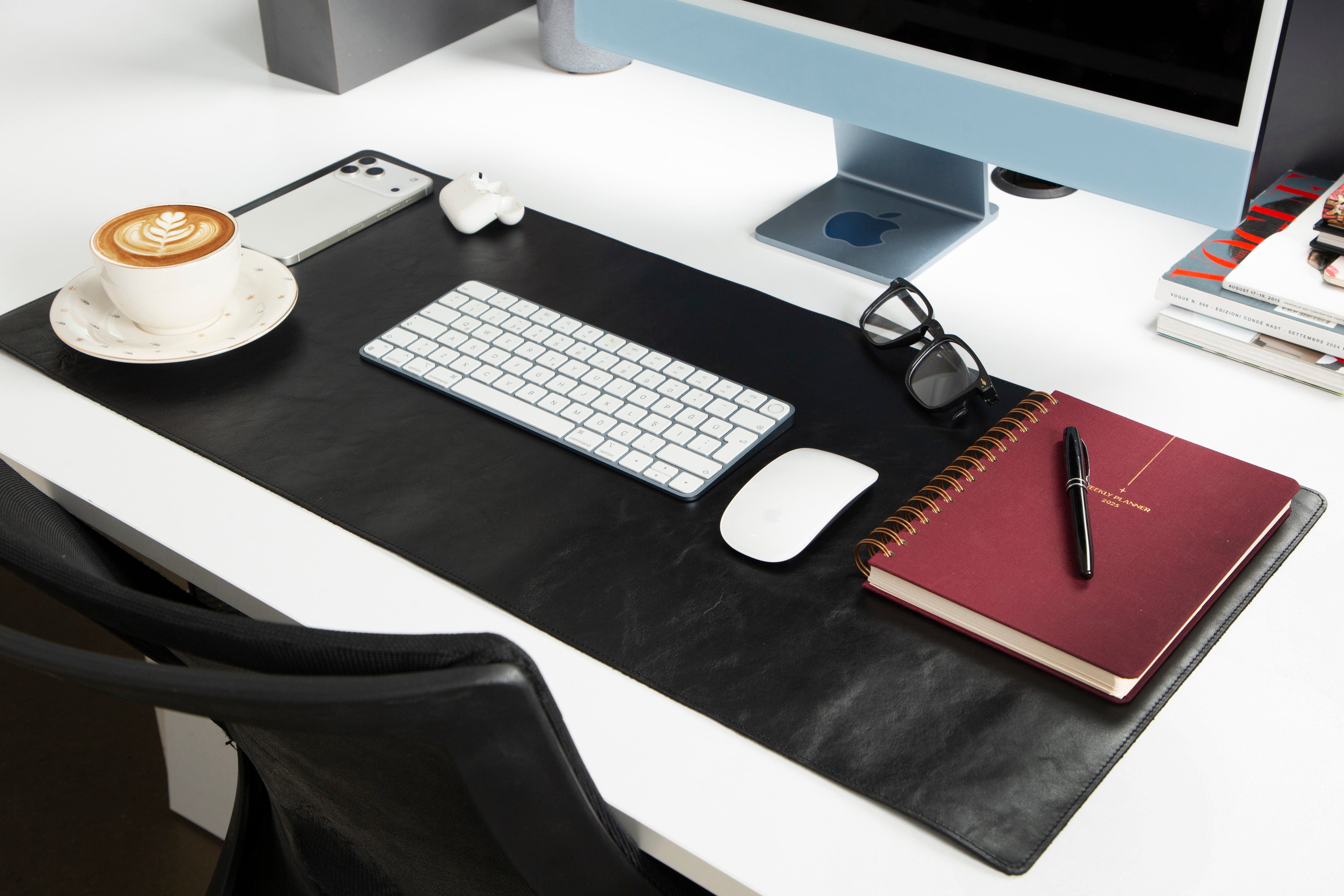 Leather Desk Mat Medium Black Bouletta