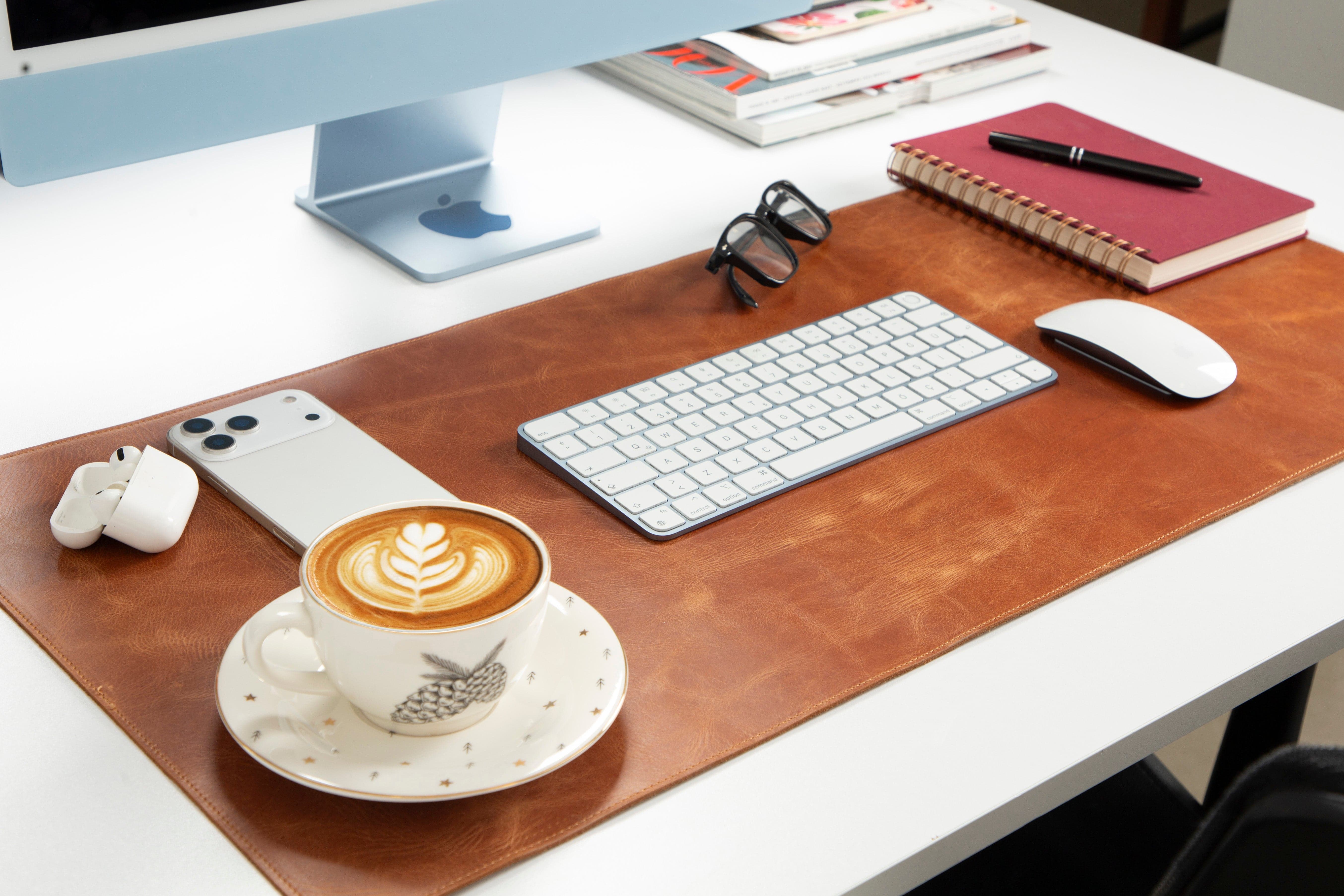 Leather Desk Mat Medium Bouletta