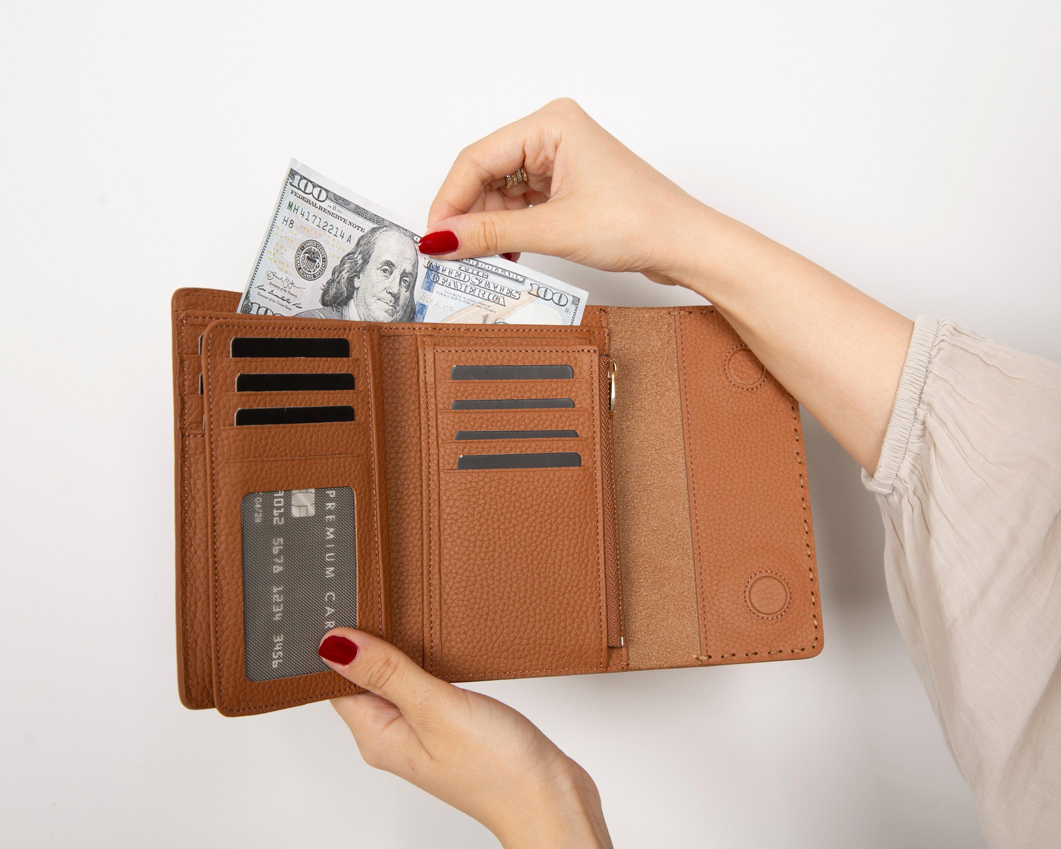 Linea Leather Women's Wallet Bouletta