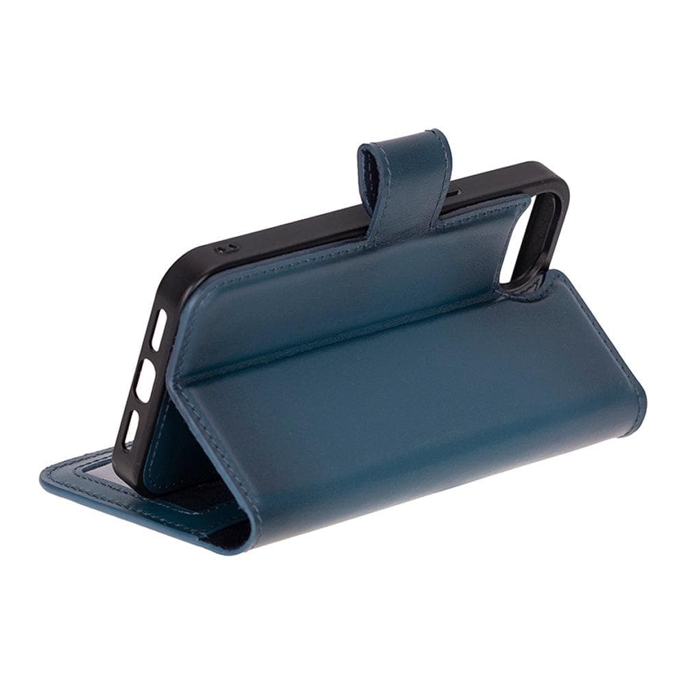 Magic iPhone 16e Leather Detachable Wallet Case Bouletta