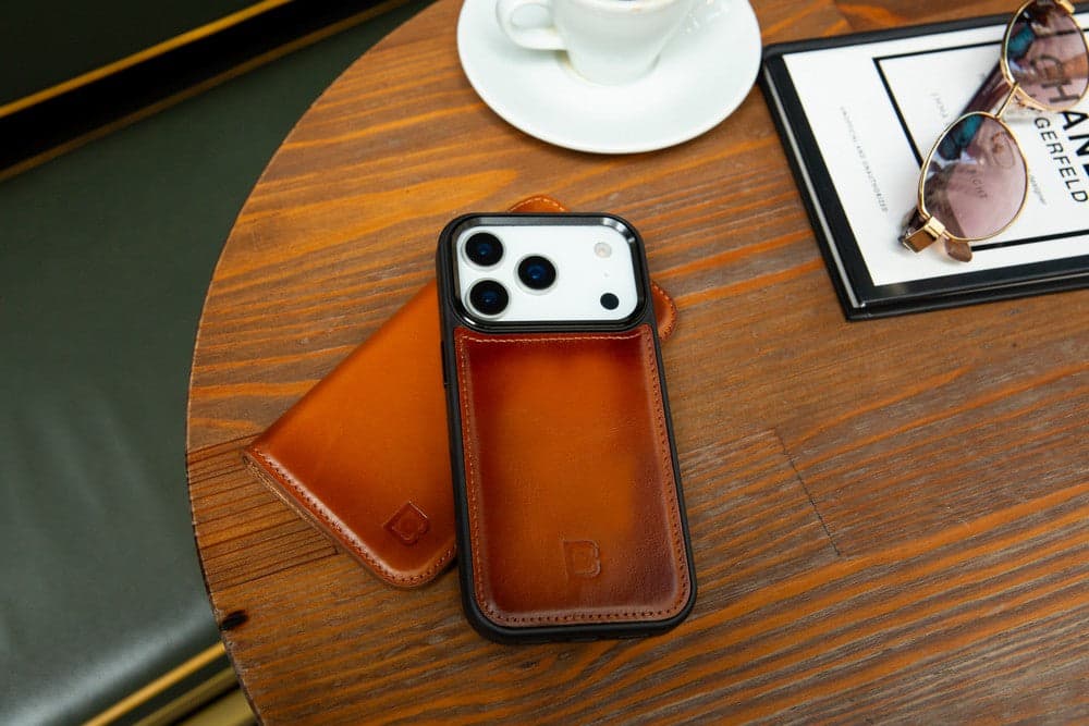 Magic iPhone 17 Pro Detachable Leather Wallet Case Bouletta