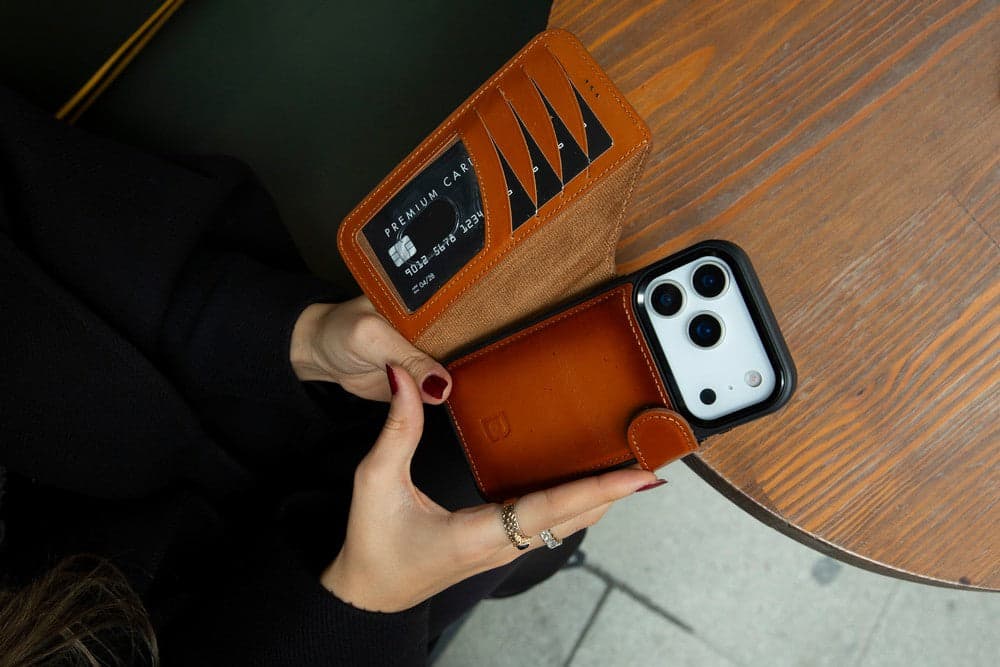 Magic iPhone 17 Pro Detachable Leather Wallet Case