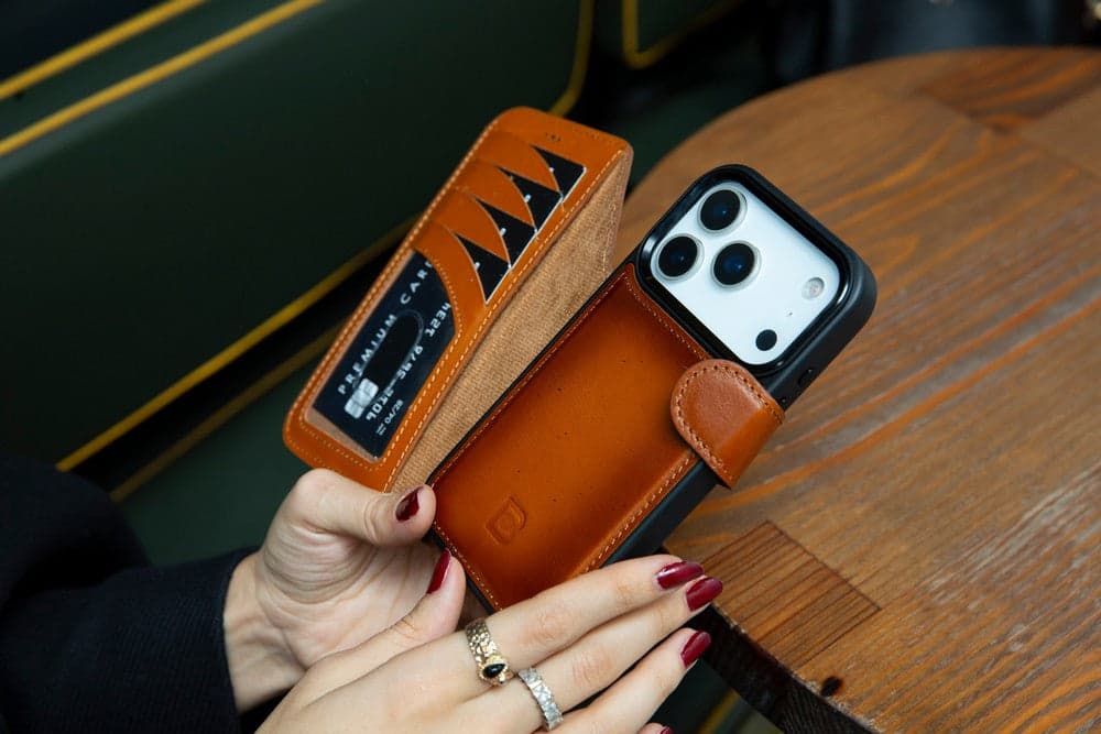 Magic iPhone 17 Pro Max Detachable Leather Wallet Case
