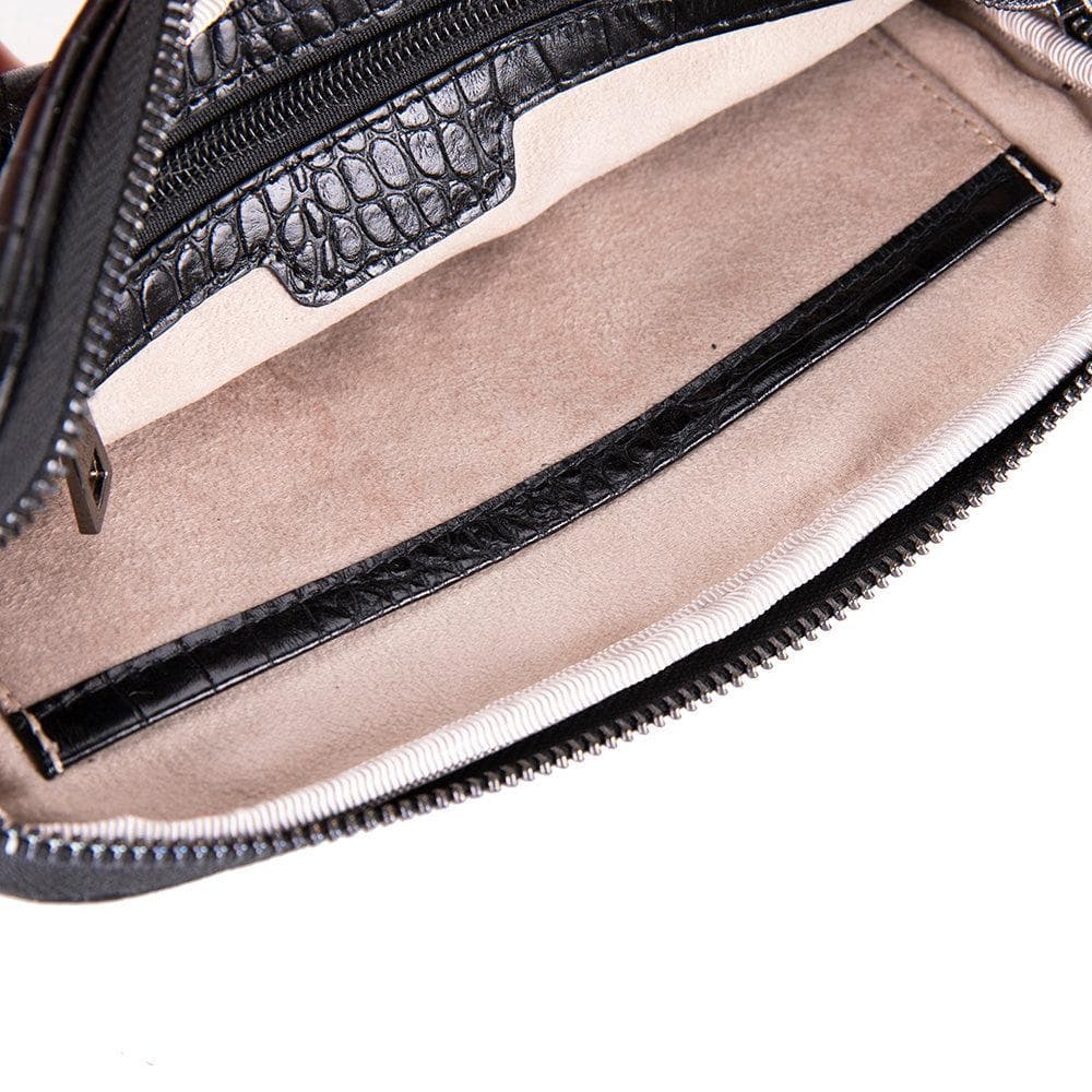 Noma Leather Clutch Bag Bouletta