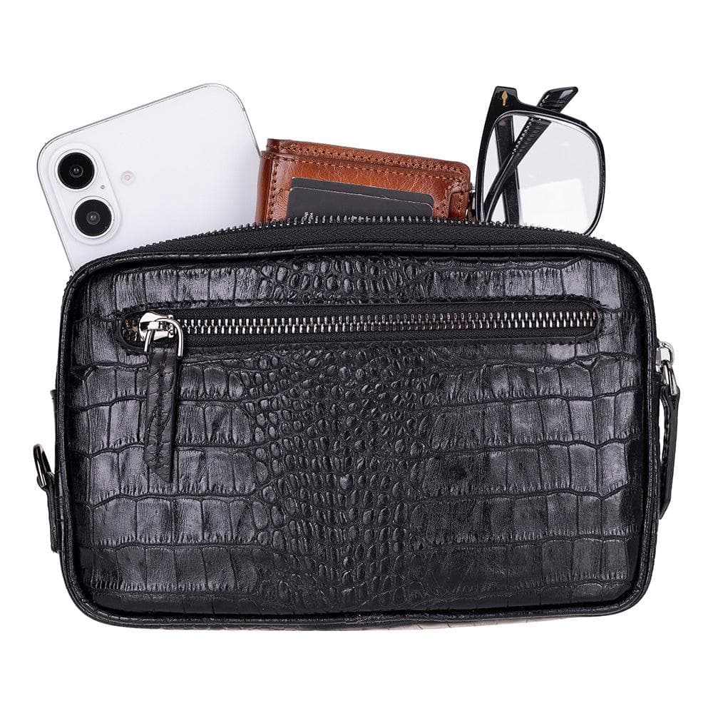 Noma Leather Clutch Bag Crocodile Black Bouletta