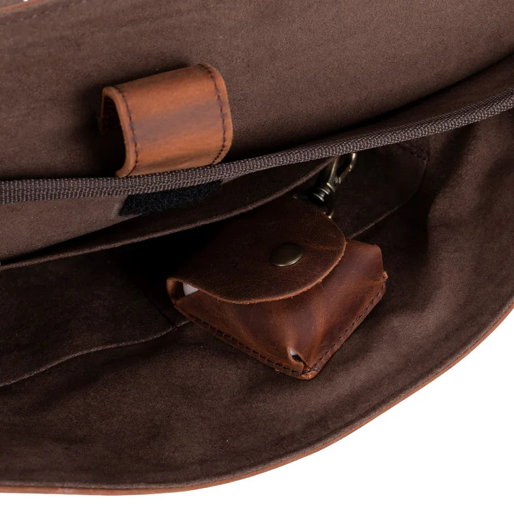 Olympus Leather Business Briefcase / Laptop Case Bouletta