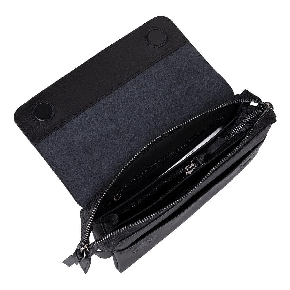 Prestige Leather Clutch Bag Black Bouletta