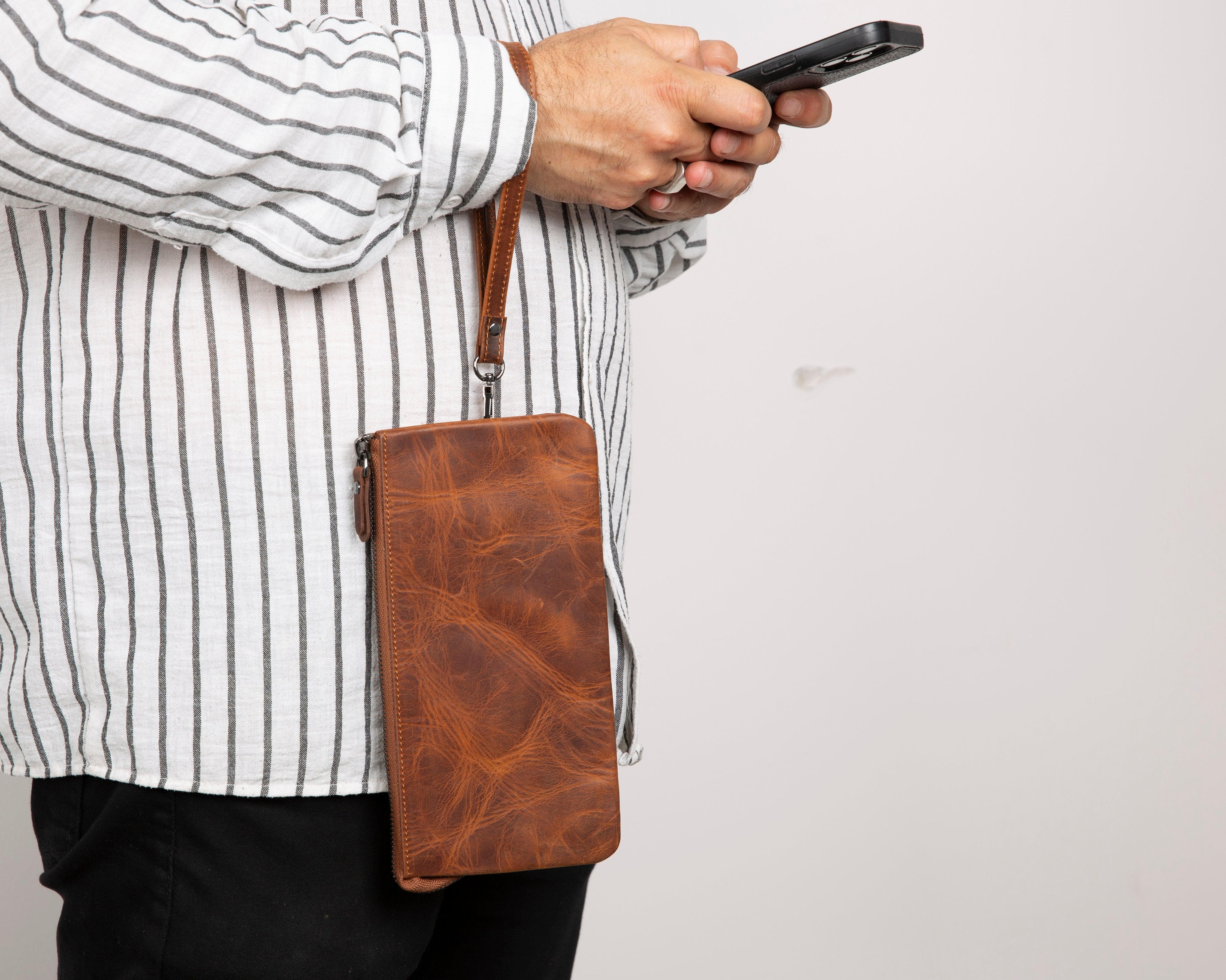 Prestige Leather Clutch Bag Bouletta