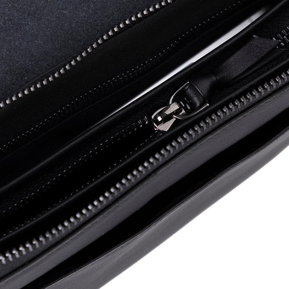 Prestige Leather Clutch Bag Bouletta