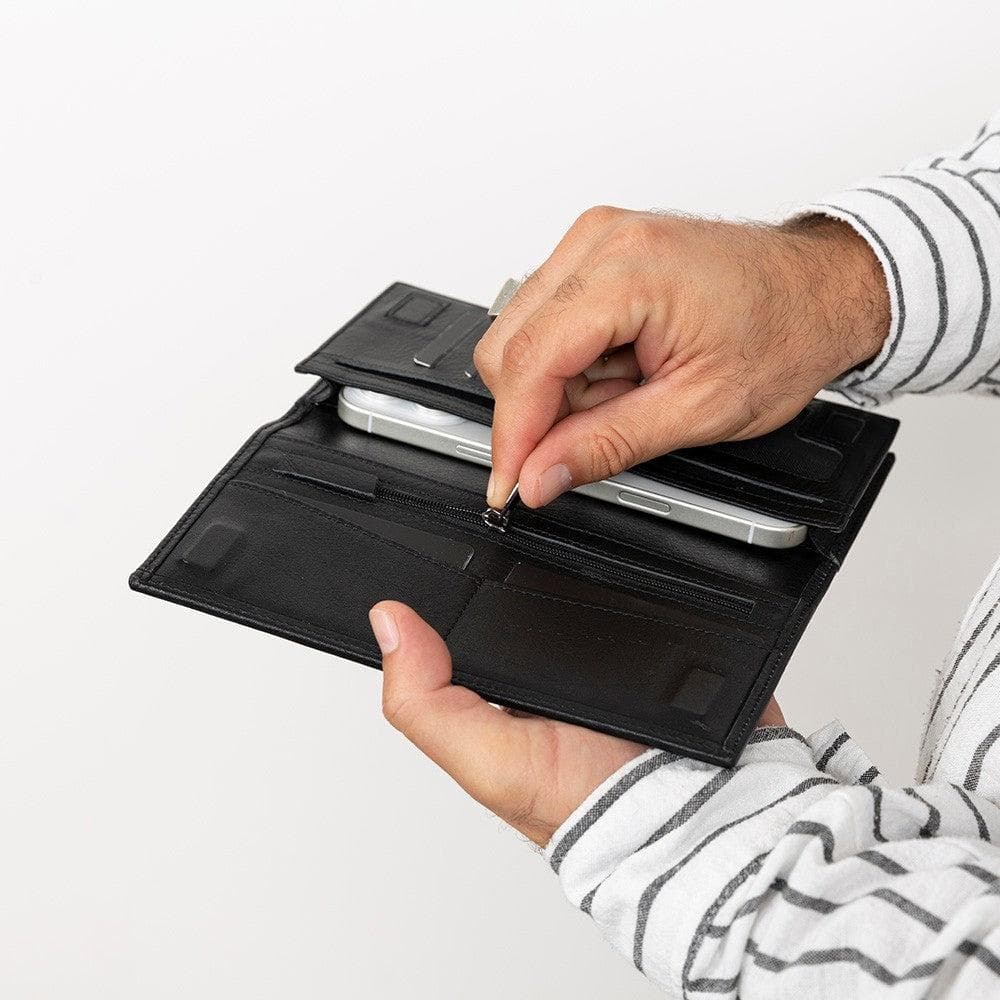 Tenuta Leather Universal Wallet Bouletta