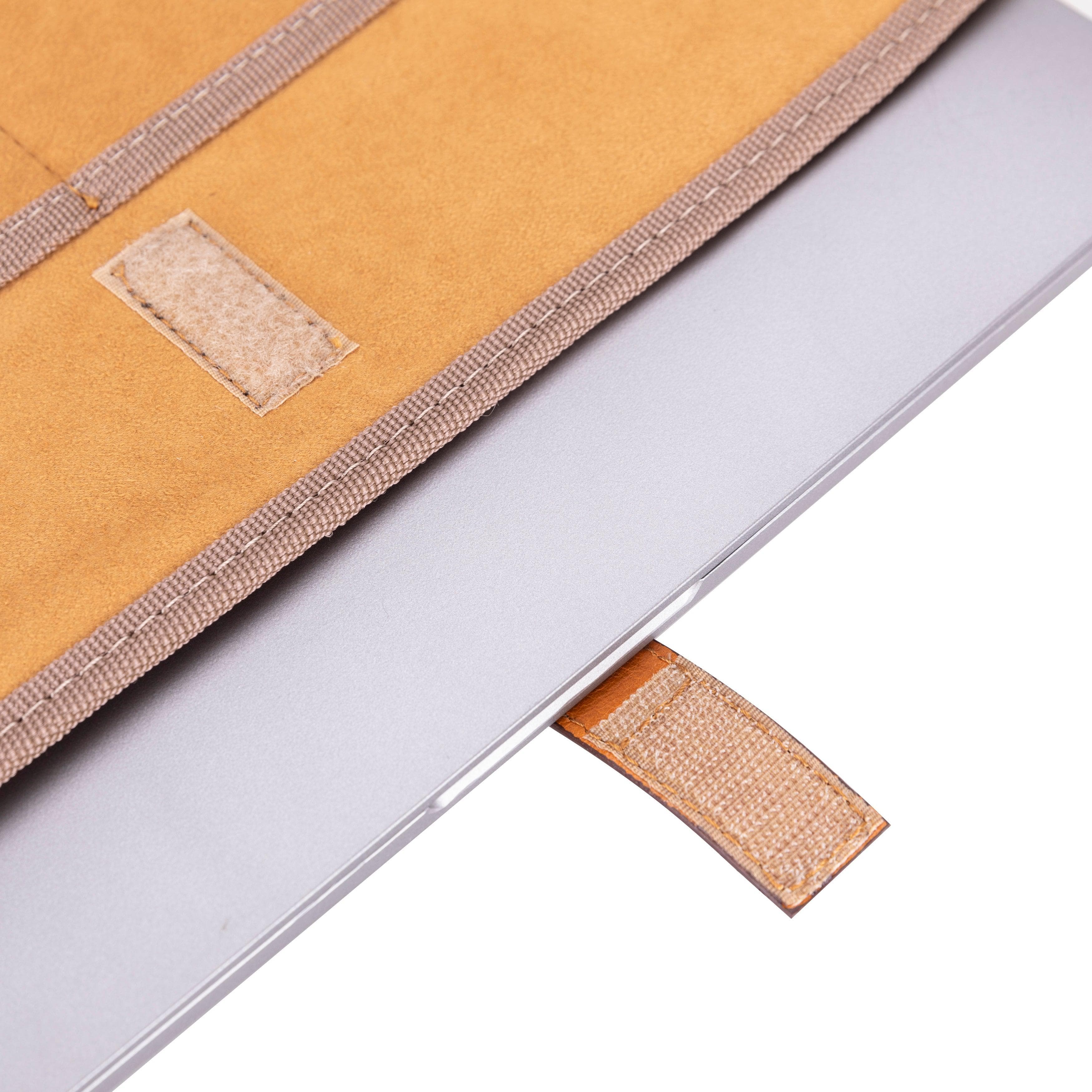 Thasos Leather Business Briefcase / Laptop Case 16" Bouletta