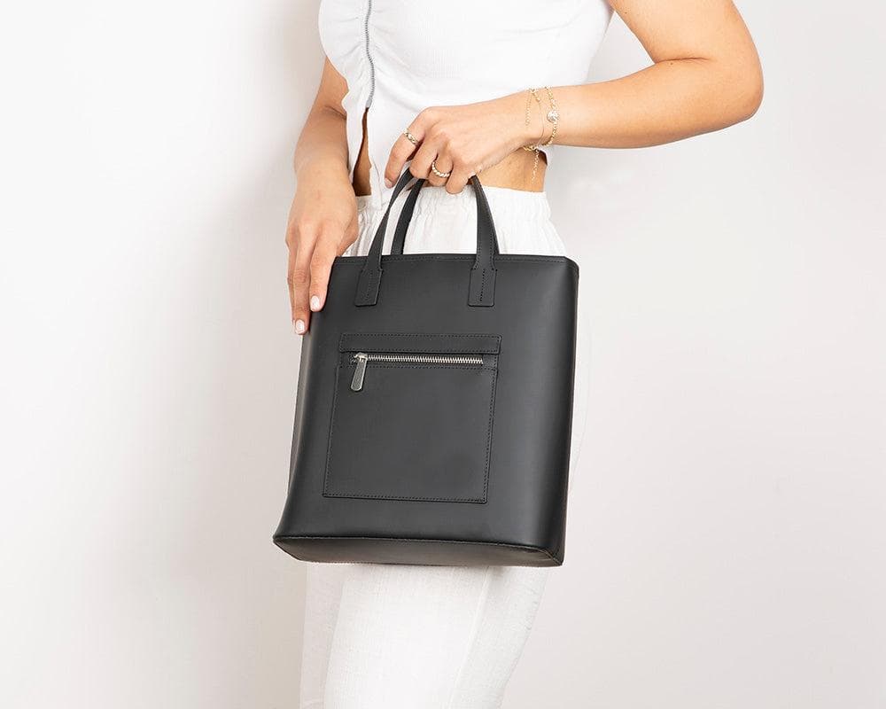 Valetto Leather Tote Bag Bouletta