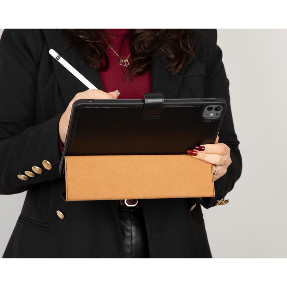 Vortexa Leather iPad Pro 13" (2024) Case Black Bouletta