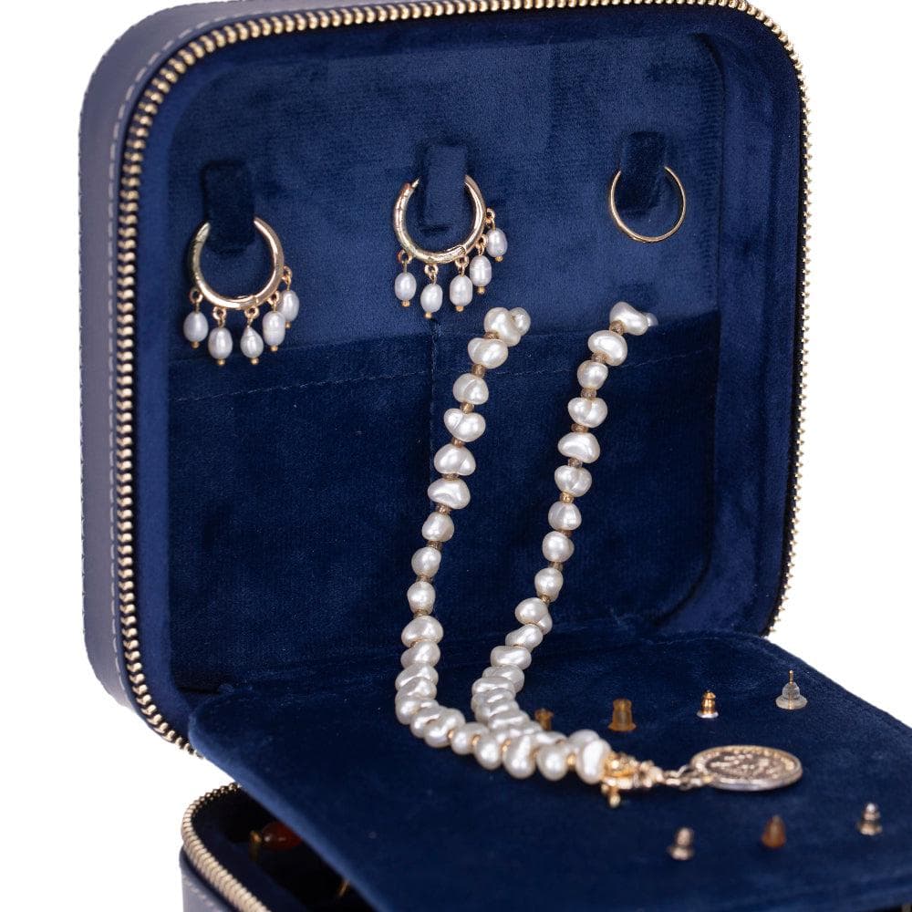 Amanda Leather Jewelry Box, Medium Bouletta