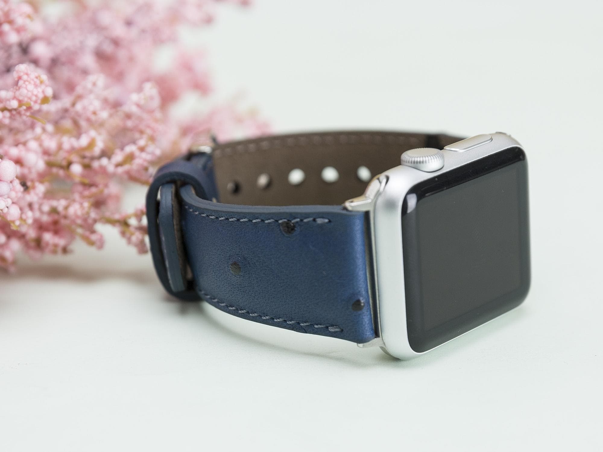 Cardiff Classic Apple Watch Leather Straps