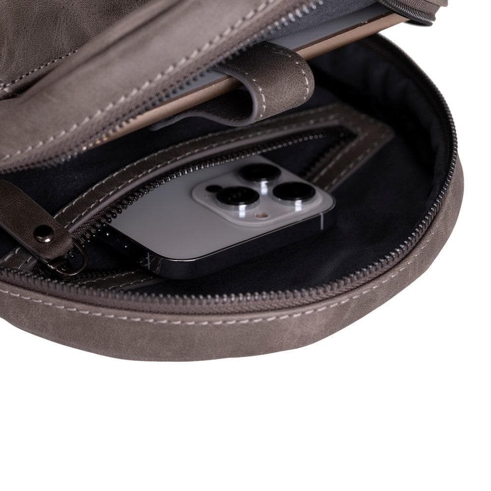 Blake Leather Crossbody Bag Bouletta