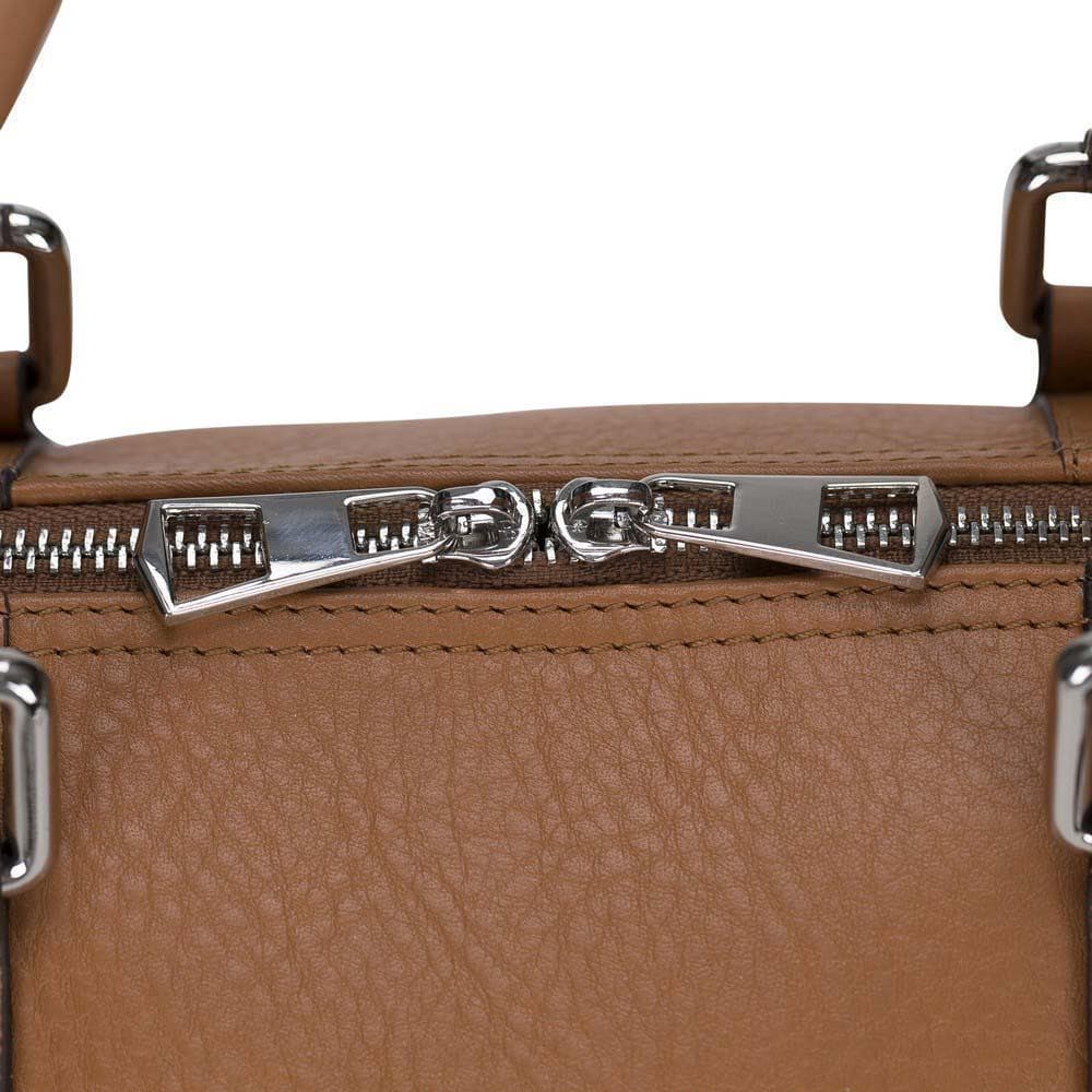 Caira Leather Travel Bag Bouletta