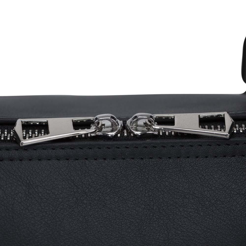 Caira Leather Travel Bag Bouletta