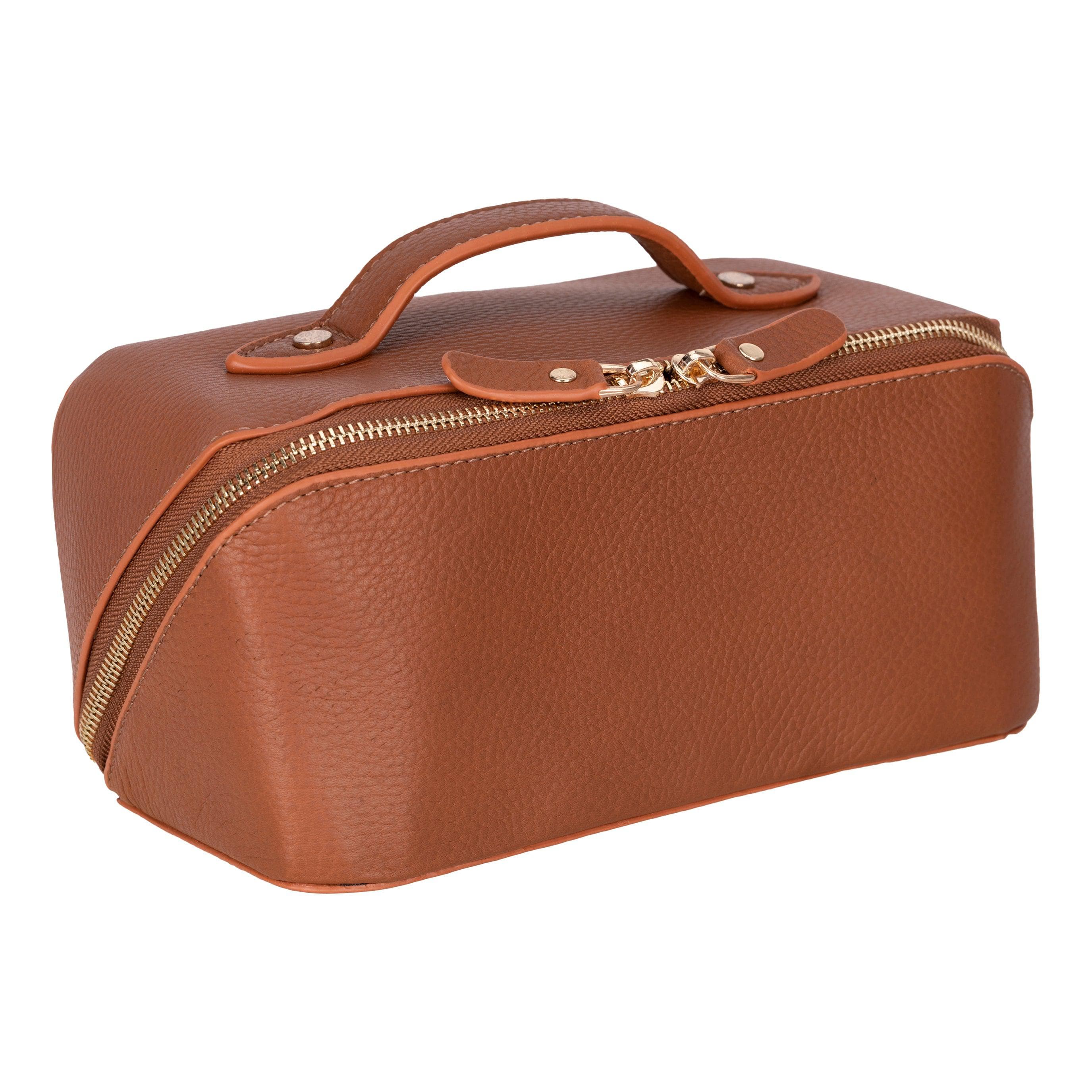 Ella Genuine Leather Dopp Kit Bouletta