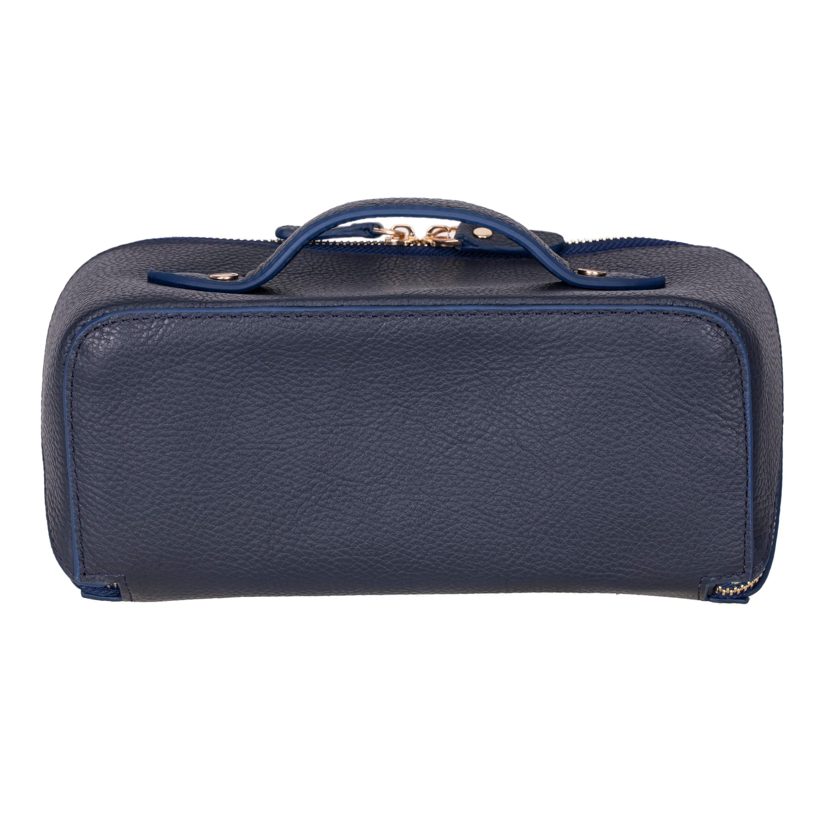 Ella Genuine Leather Dopp Kit Bouletta