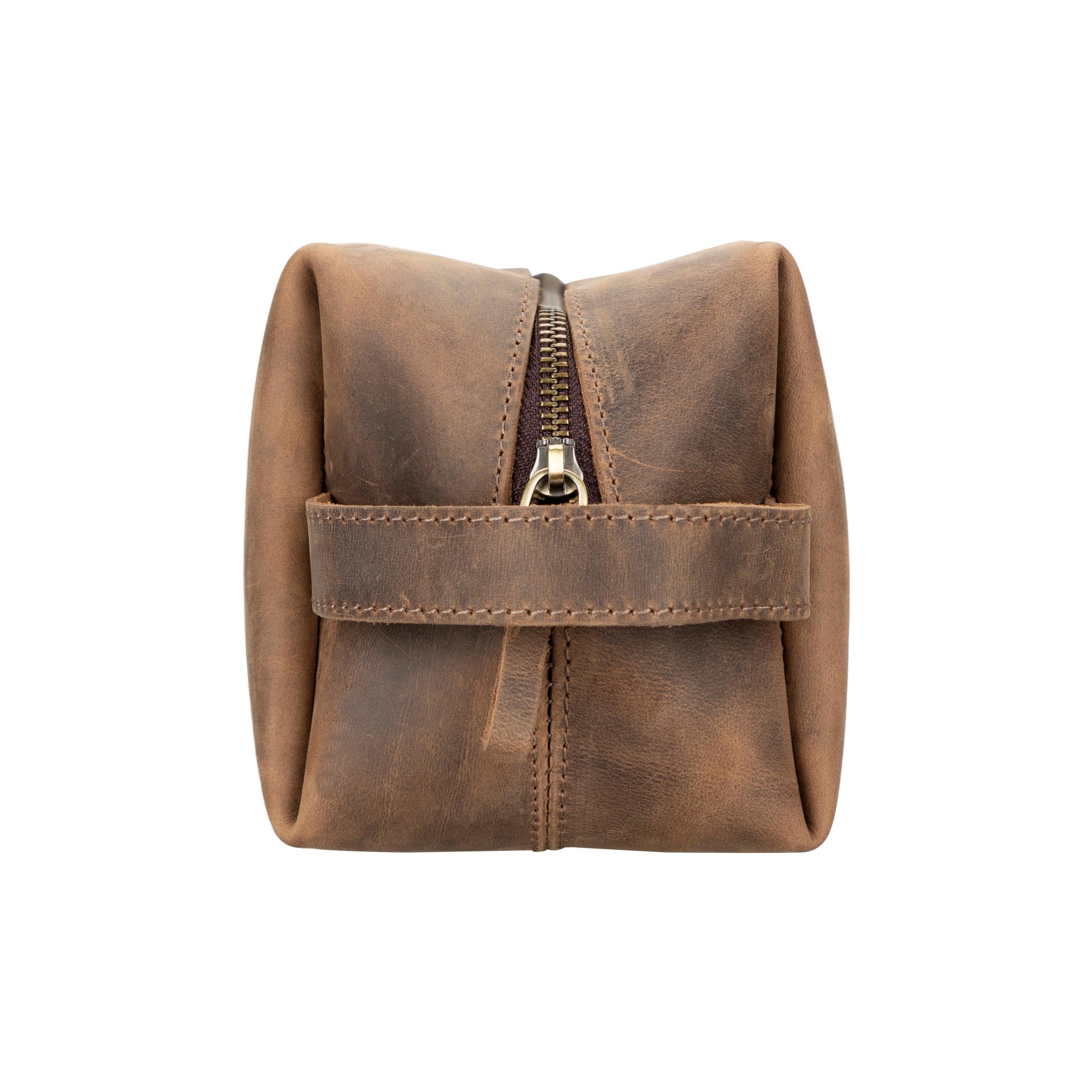 Eve Leather Dopp Kit, Medium Bouletta