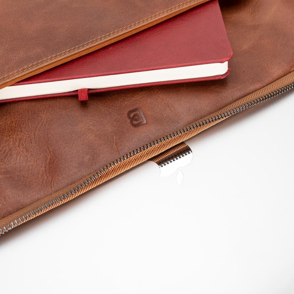 Hamilton Leather Laptop / Tablet Sleeve Bouletta