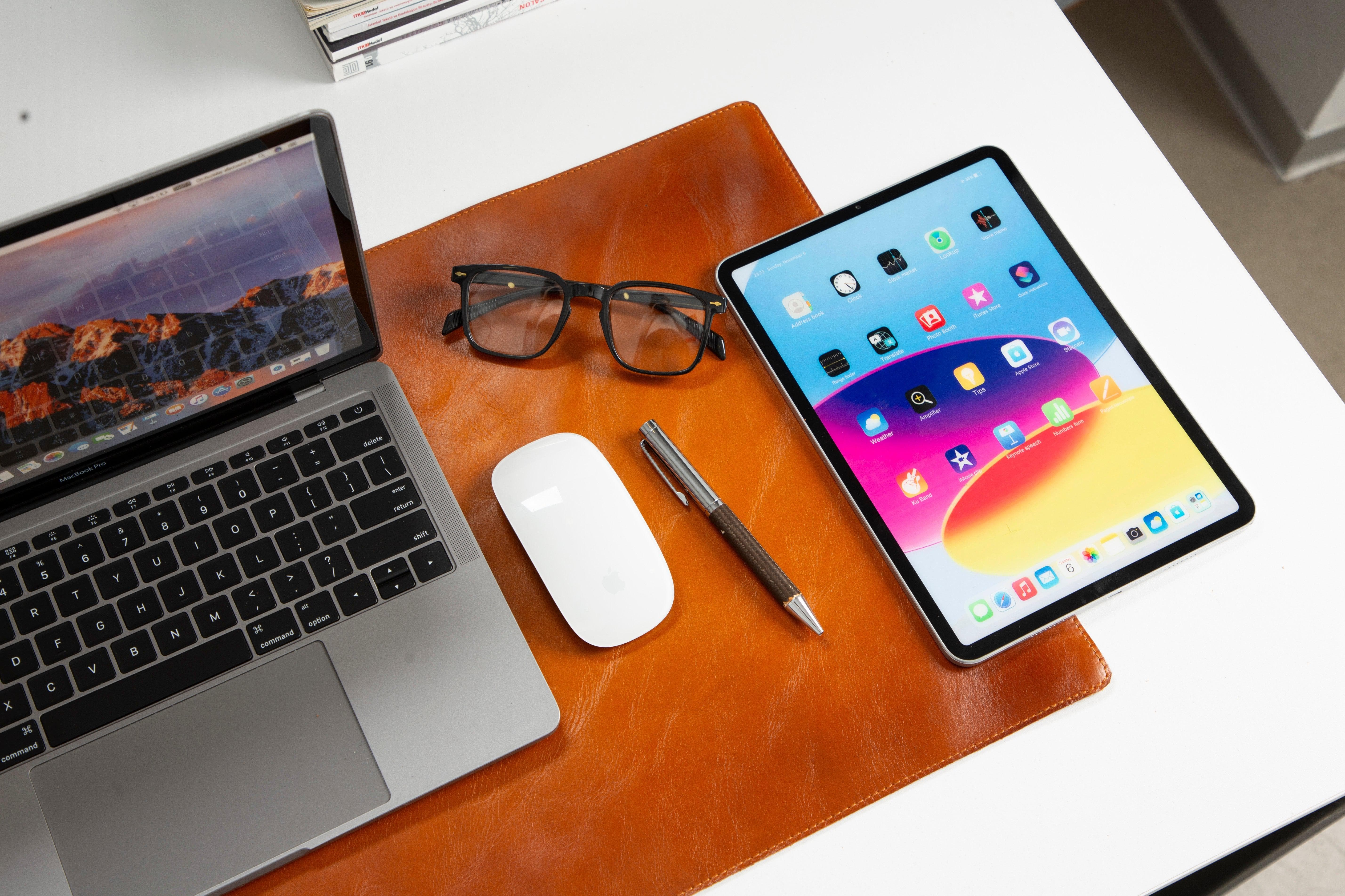 Leather Desk Mat (97 cm X 40 cm) Bouletta
