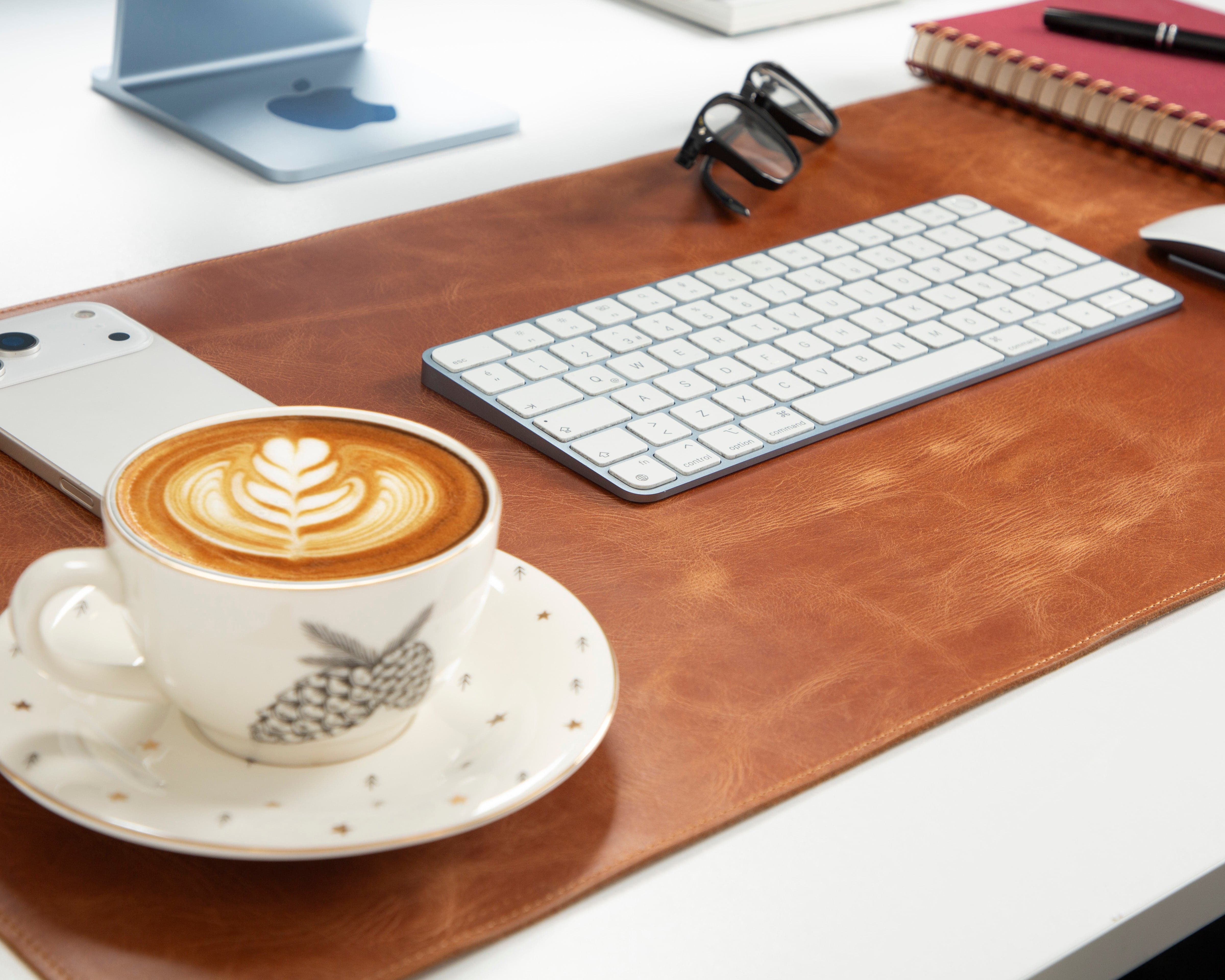 Leather Desk Mat Medium Bouletta