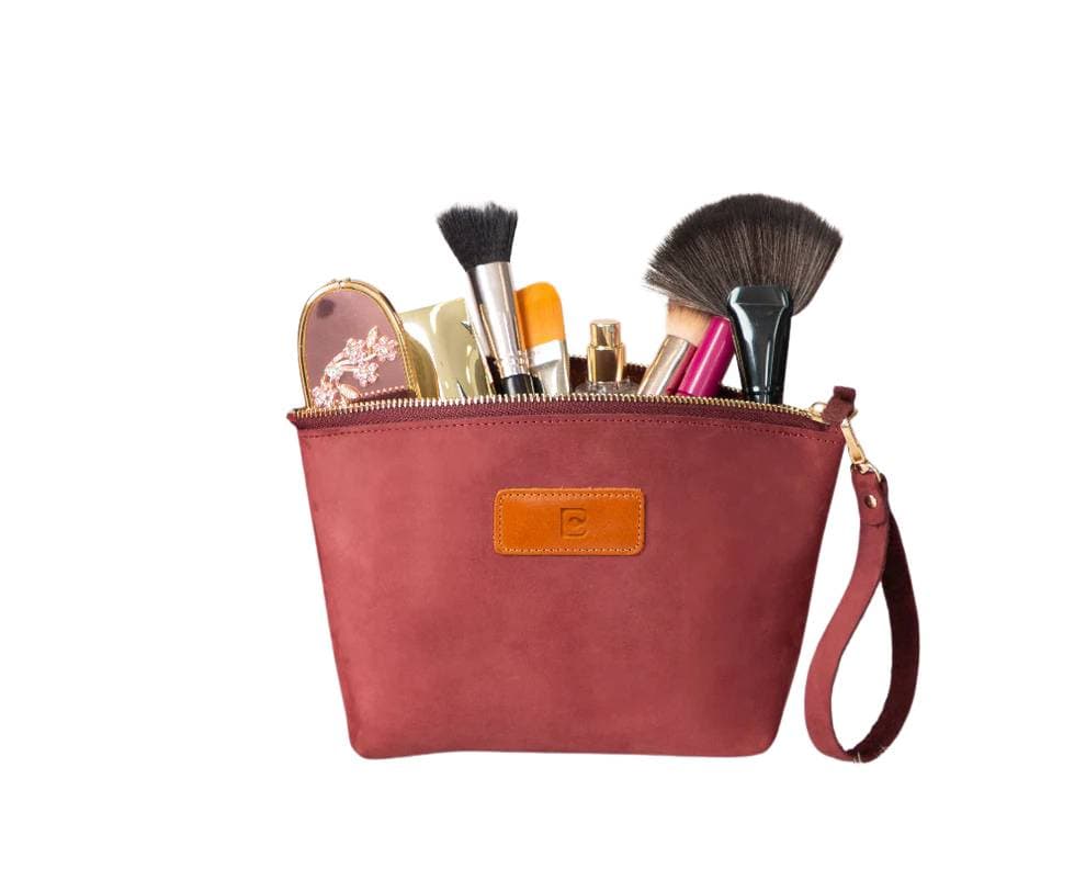 Luna Leather Dopp Kit Currant Bouletta