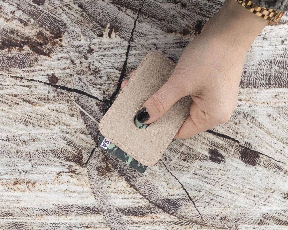 Maggy NE Magnetic Leather Card Holder - RST9 RST9 Bouletta