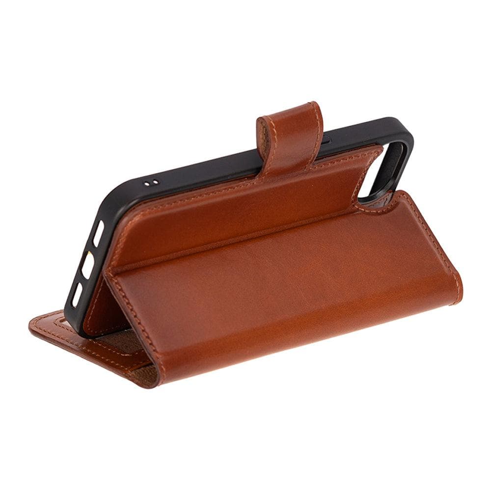 Magic iPhone 16e Leather Detachable Wallet Case Bouletta