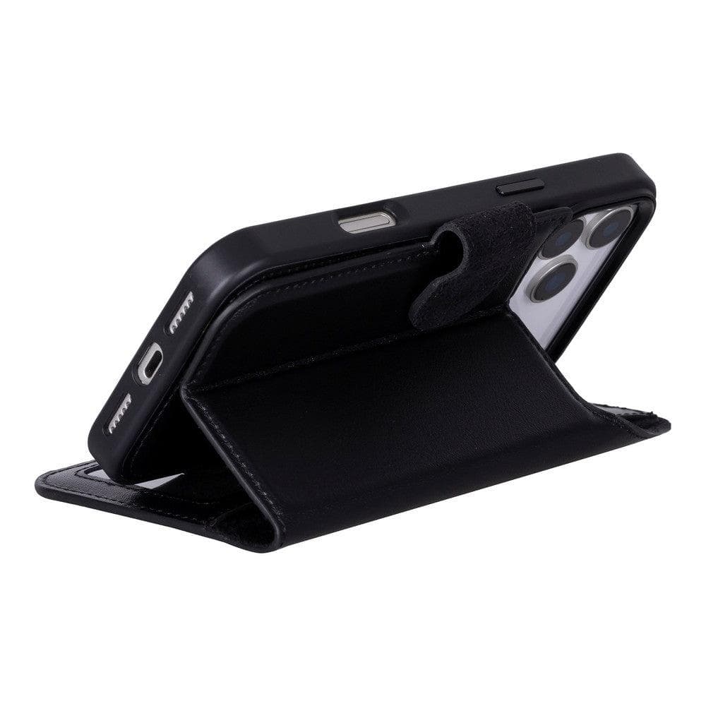 Magic iPhone 17 Pro Detachable Leather Wallet Case Bouletta