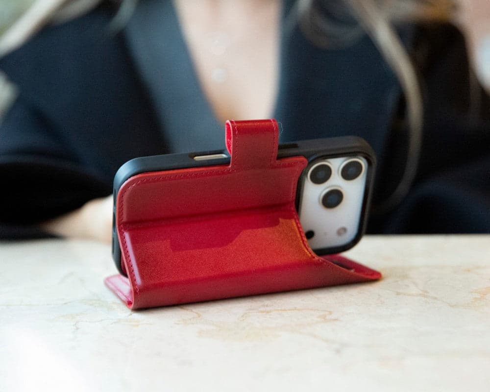 Magic iPhone 17 Pro Detachable Leather Wallet Case Bouletta