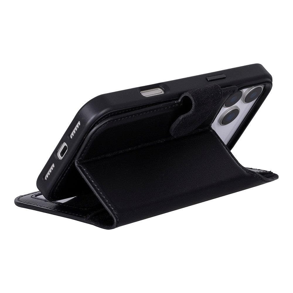 Magic iPhone 17 Pro Max Detachable Leather Wallet Case Bouletta