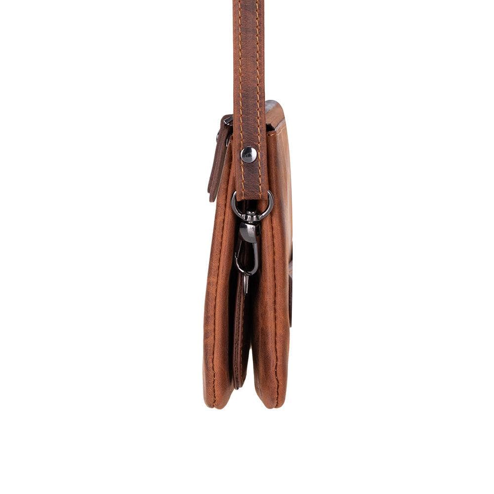 Majeste Leather Clutch Bag Bouletta