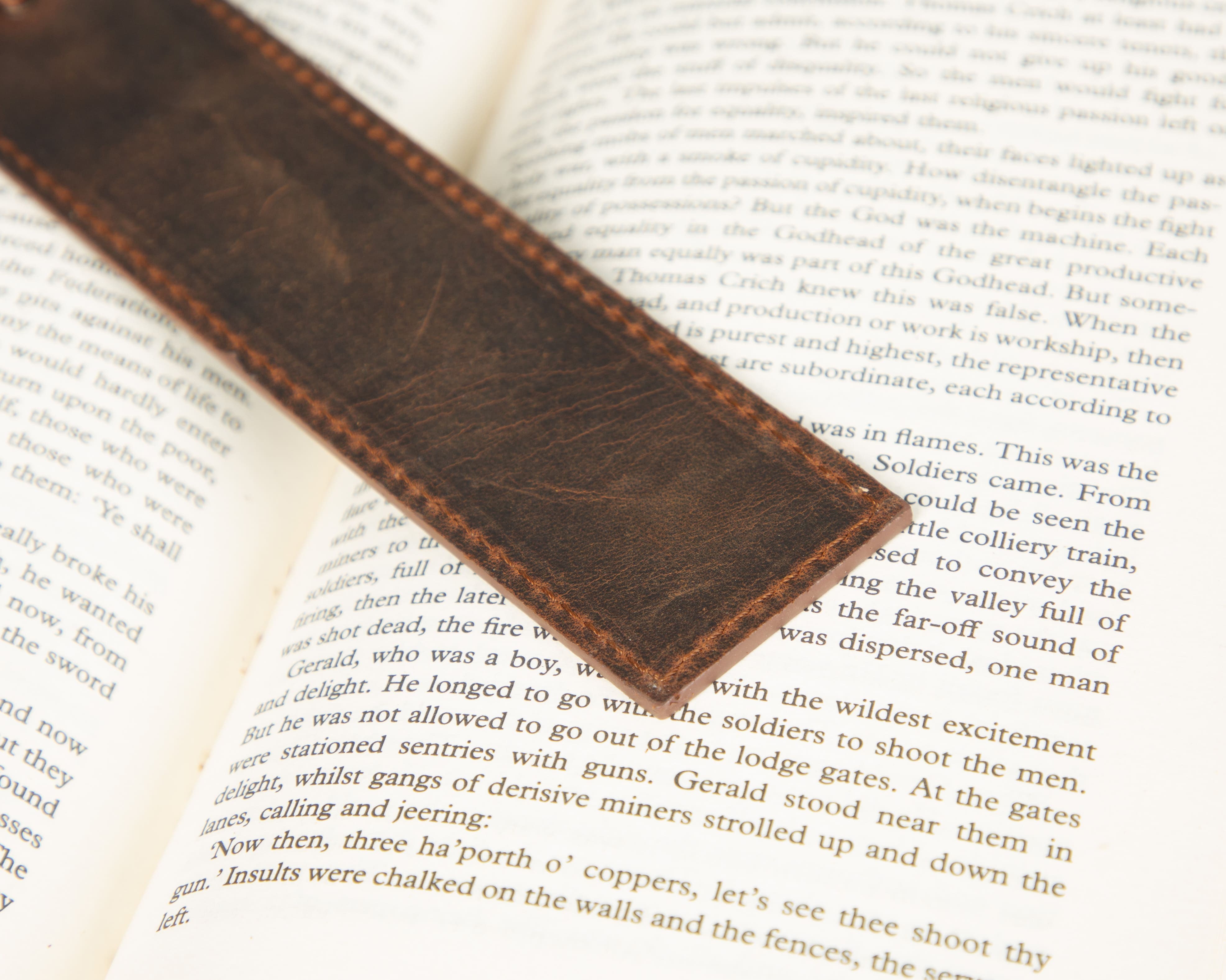 Markora Stitched Leather Bookmark Bouletta
