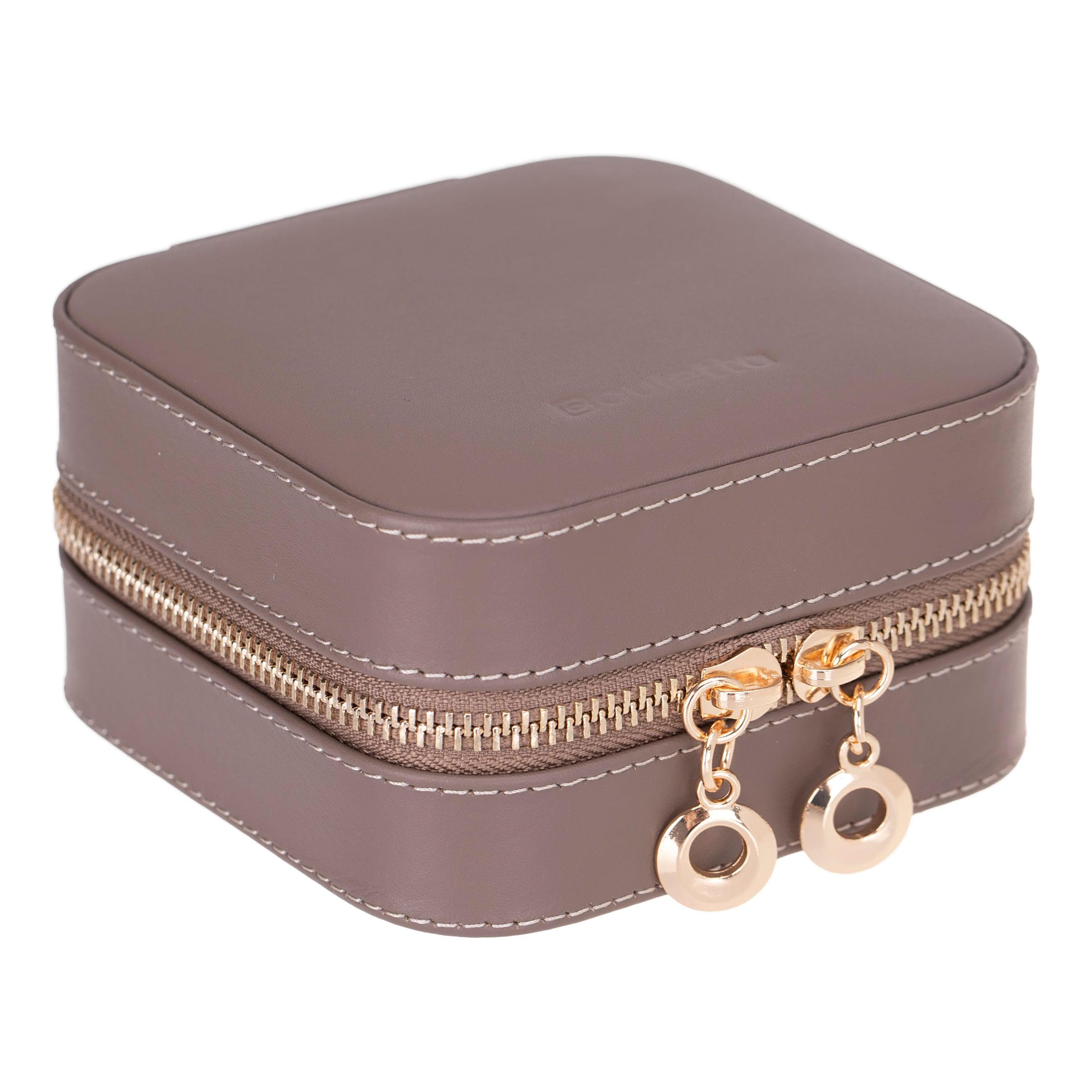 Perlyon Leather Jewelry Box Bouletta